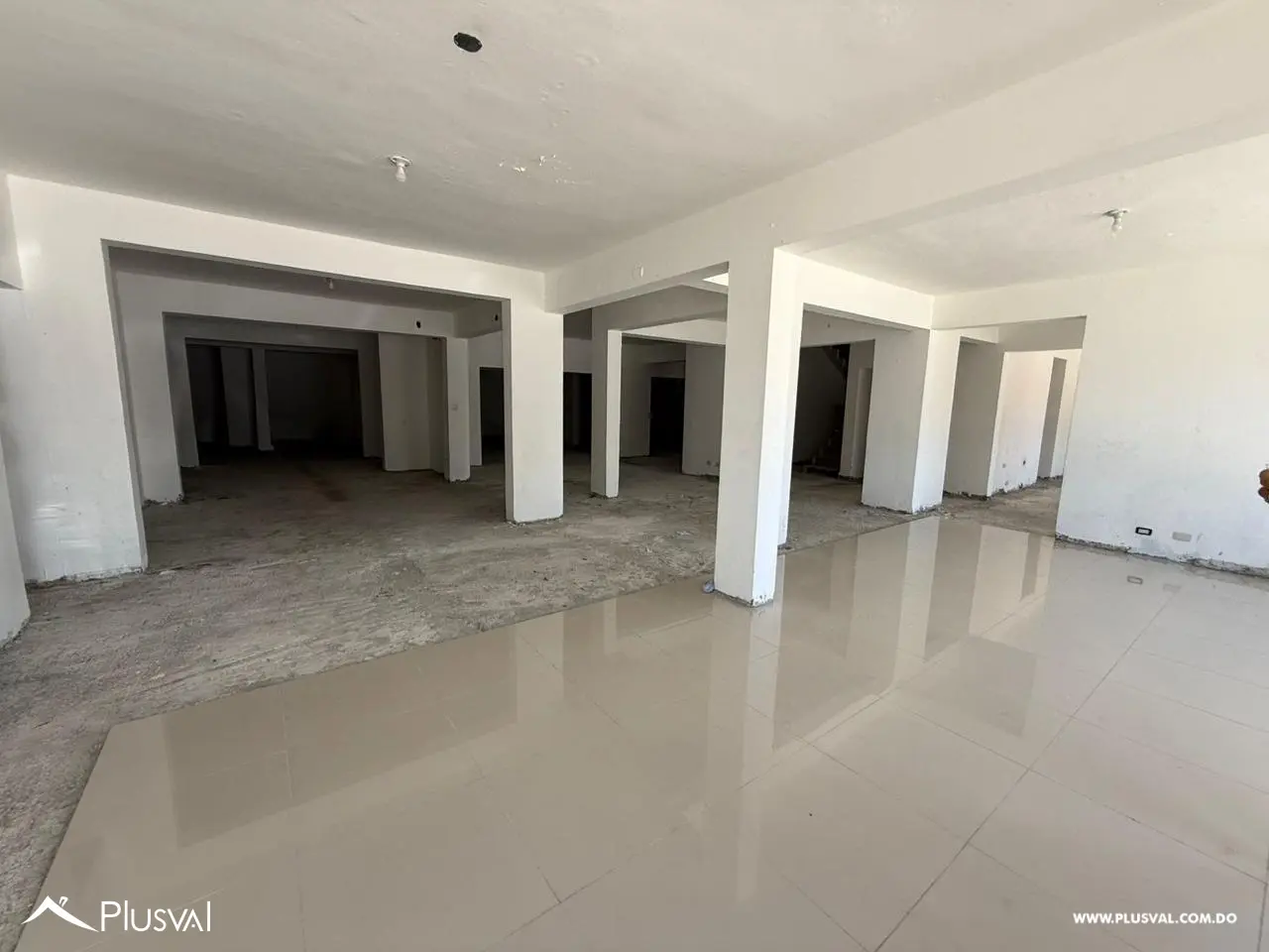 Alquiler Local comercial en Los Prados 498846