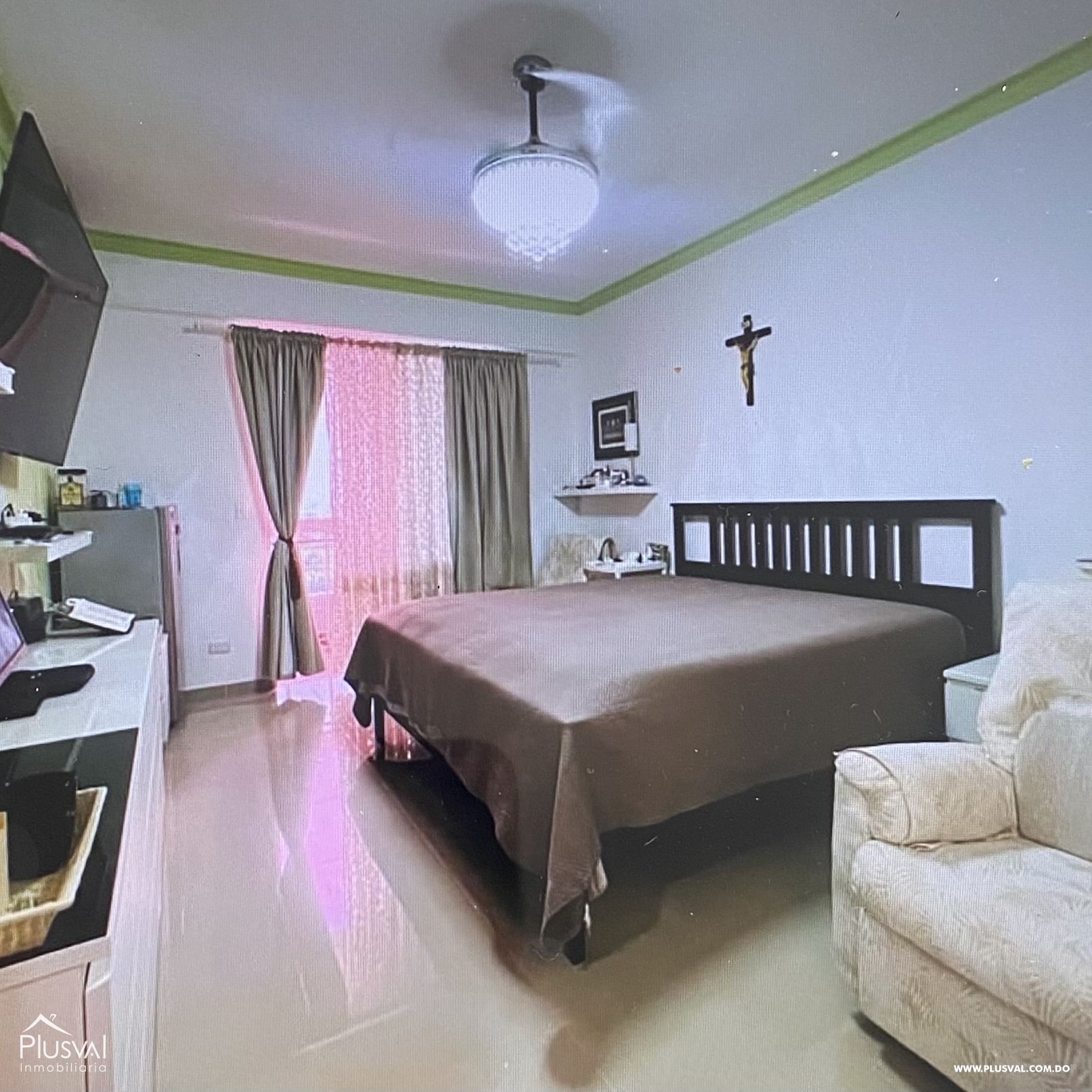 Amplio apartamento tipo penthouse en venta en renacimiento 379721