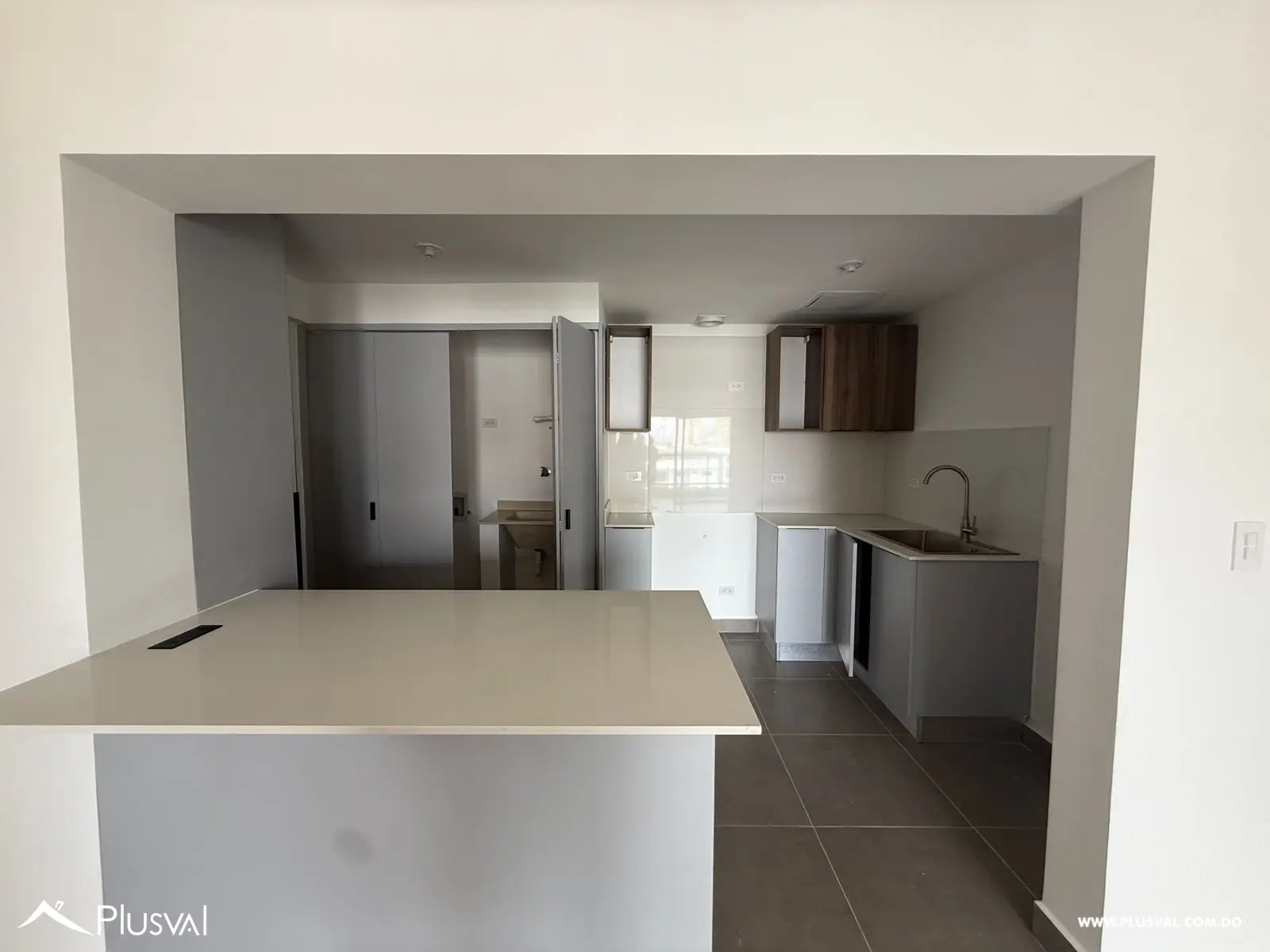 Apartamento en venta en Gazcue de 3 habitaciones con vista al mar 519886