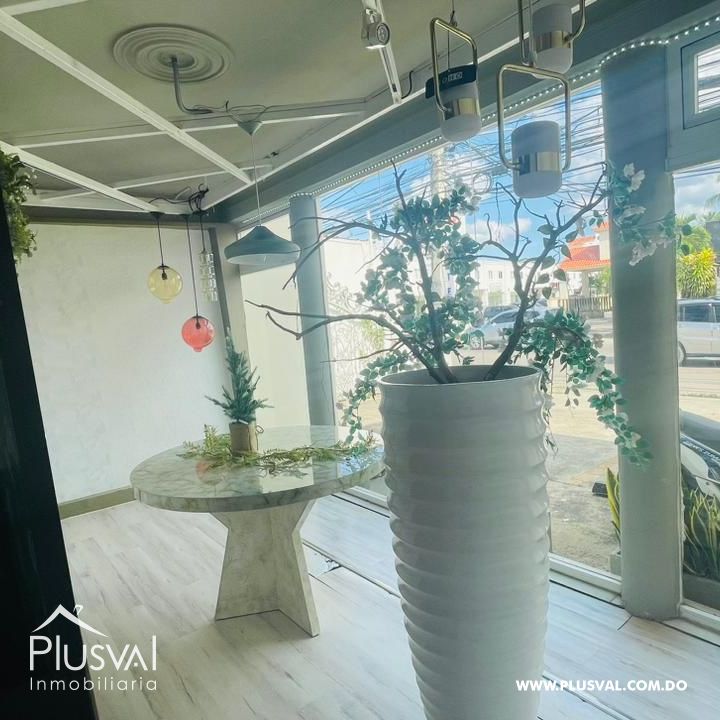 Exclusivo local comercial en zona estratégica de Santiago de los Caballeros. 366655