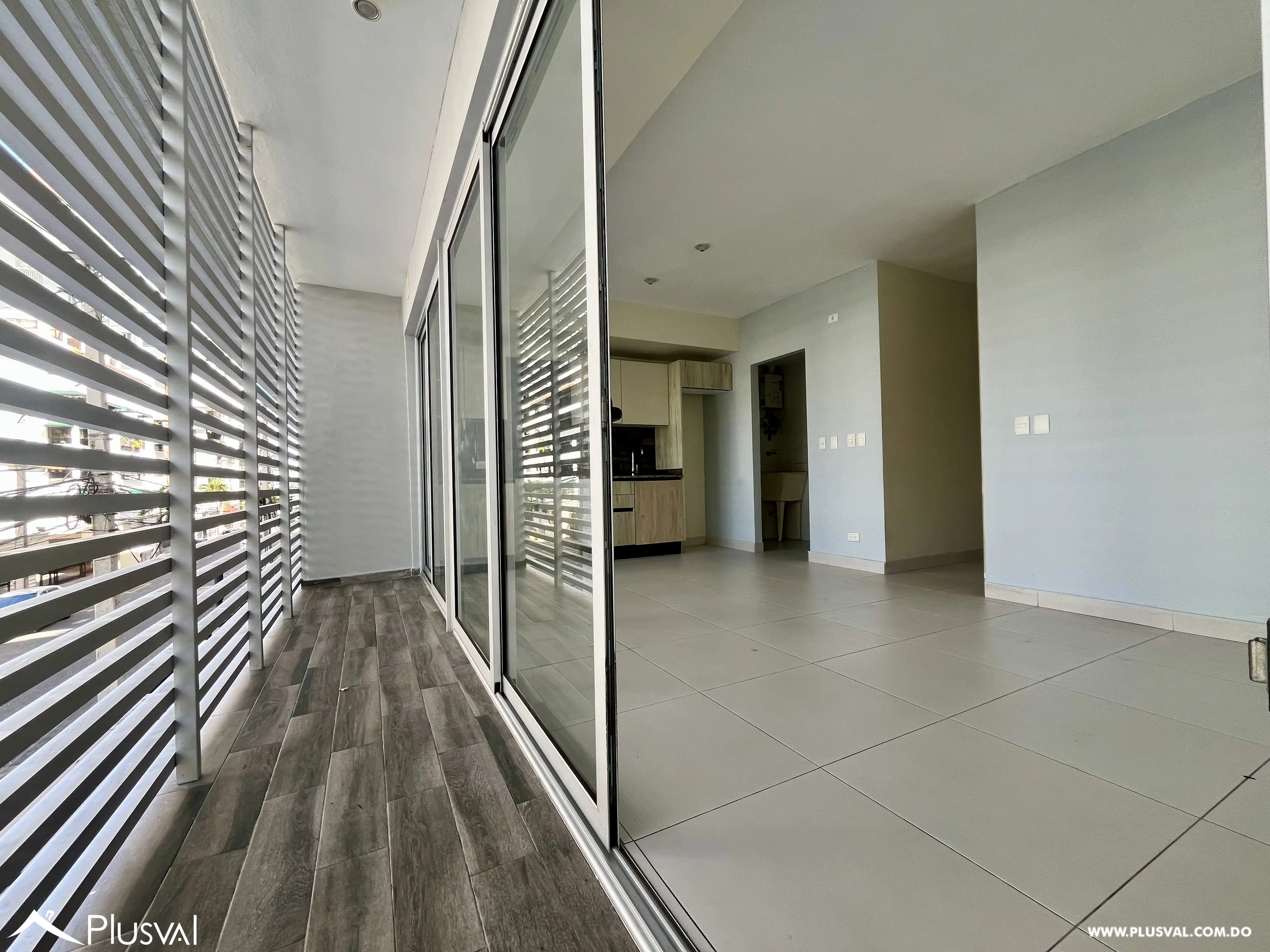 Apartamento en alquiler, ubicado en zona estratégica de Naco. 491446