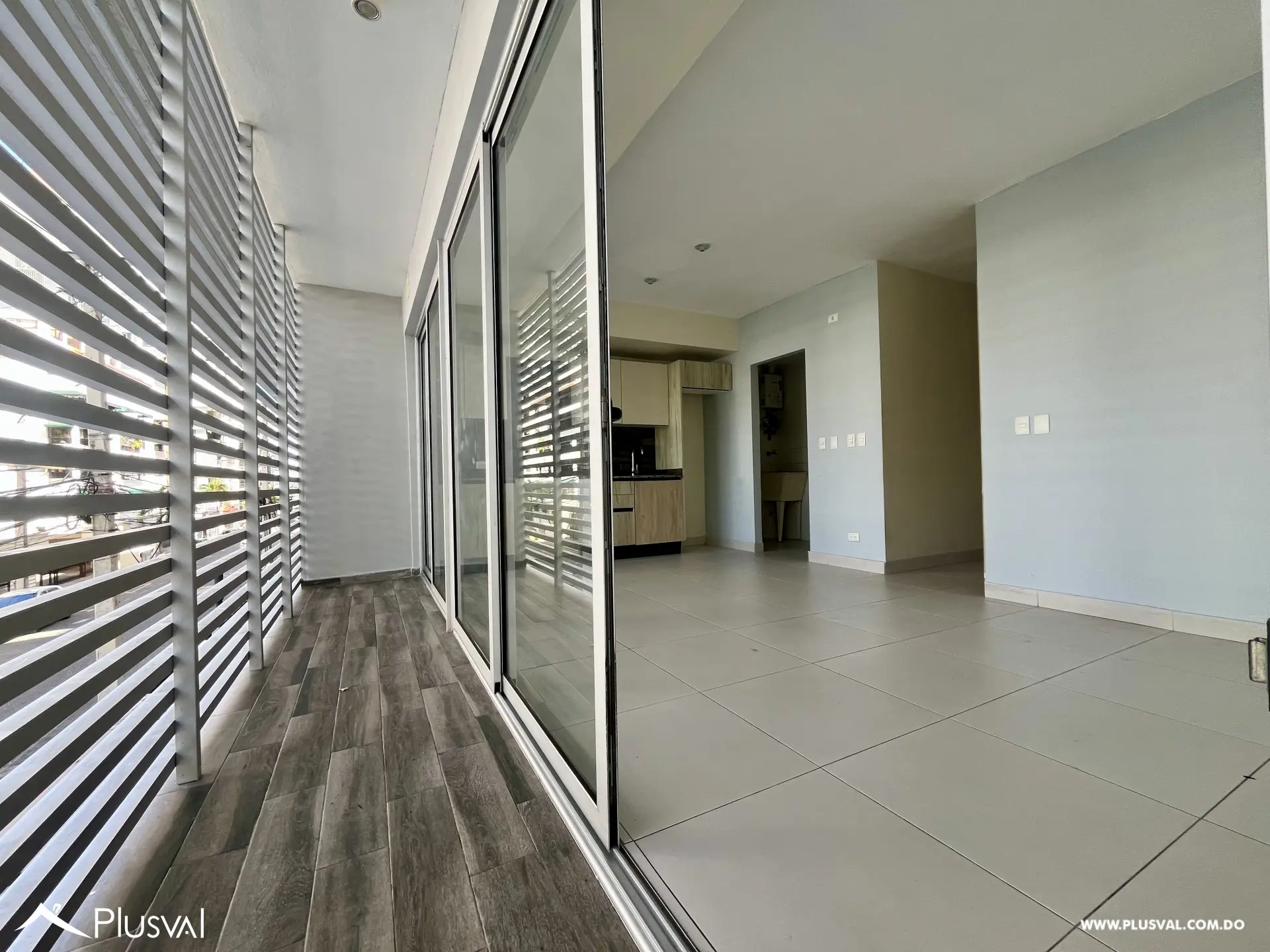 Apartamento en alquiler, ubicado en zona estratégica de Naco. 491446