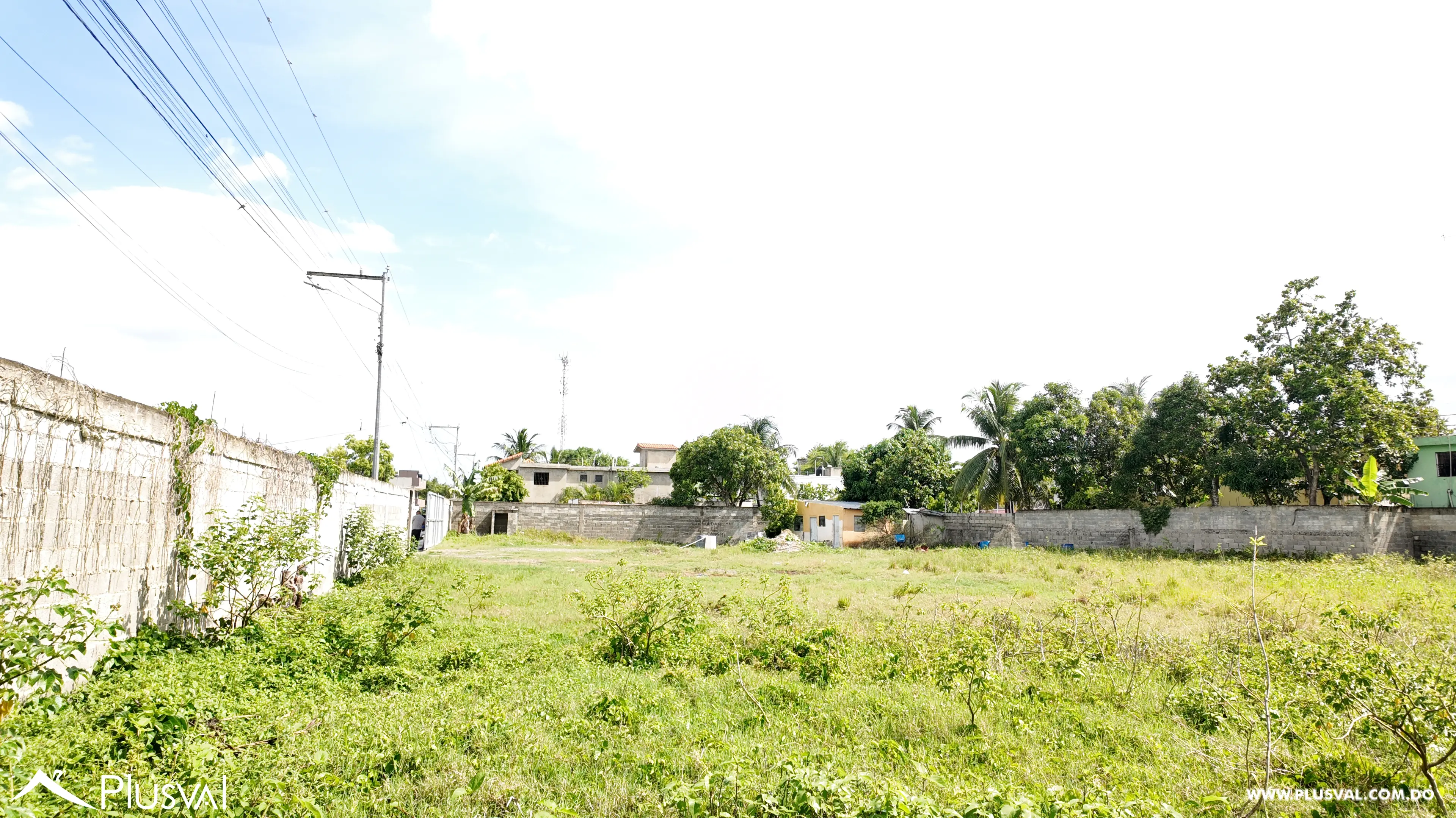 Solar para inversión en venta, ubicado en Santo Domingo Este. 523517