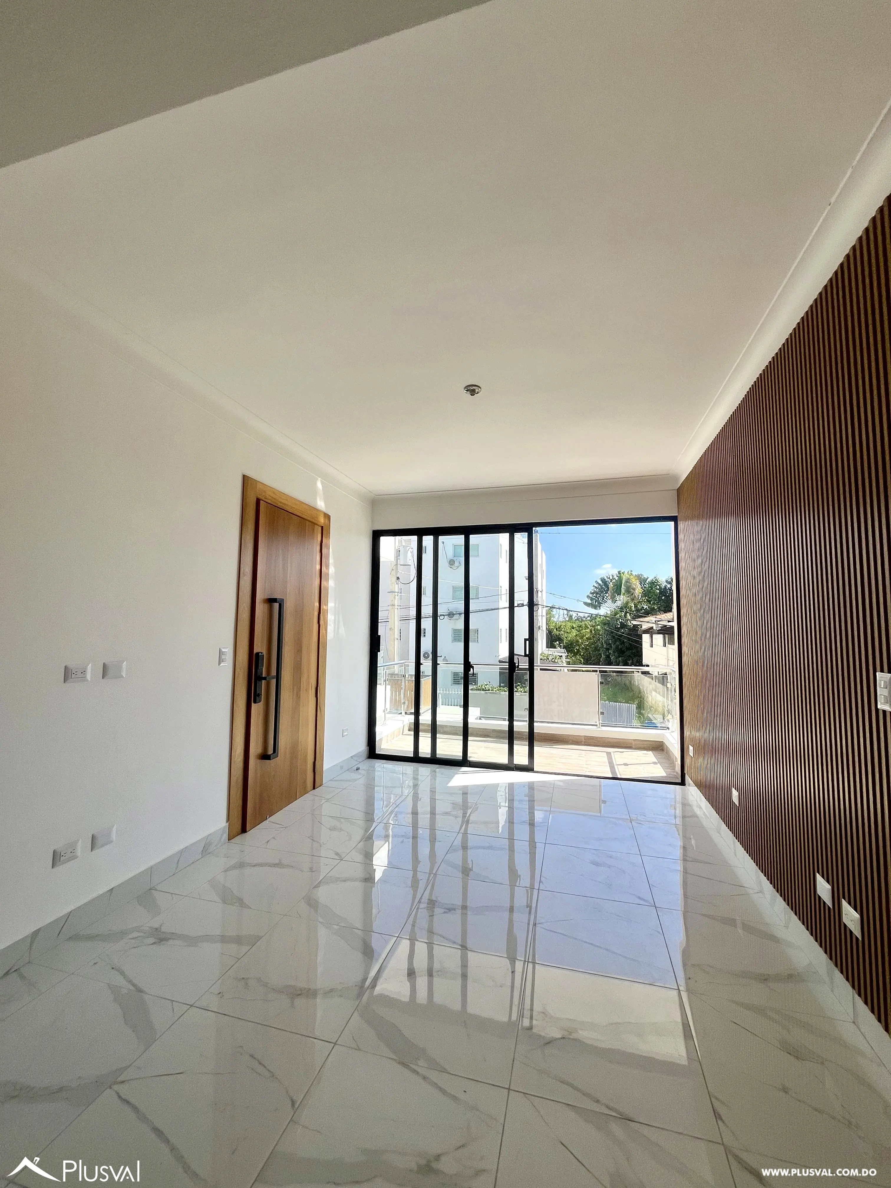 Penthouse en venta de 3 habitaciones con terraza privada cerca de la PUCMM, Santiago de los Caballeros 487325