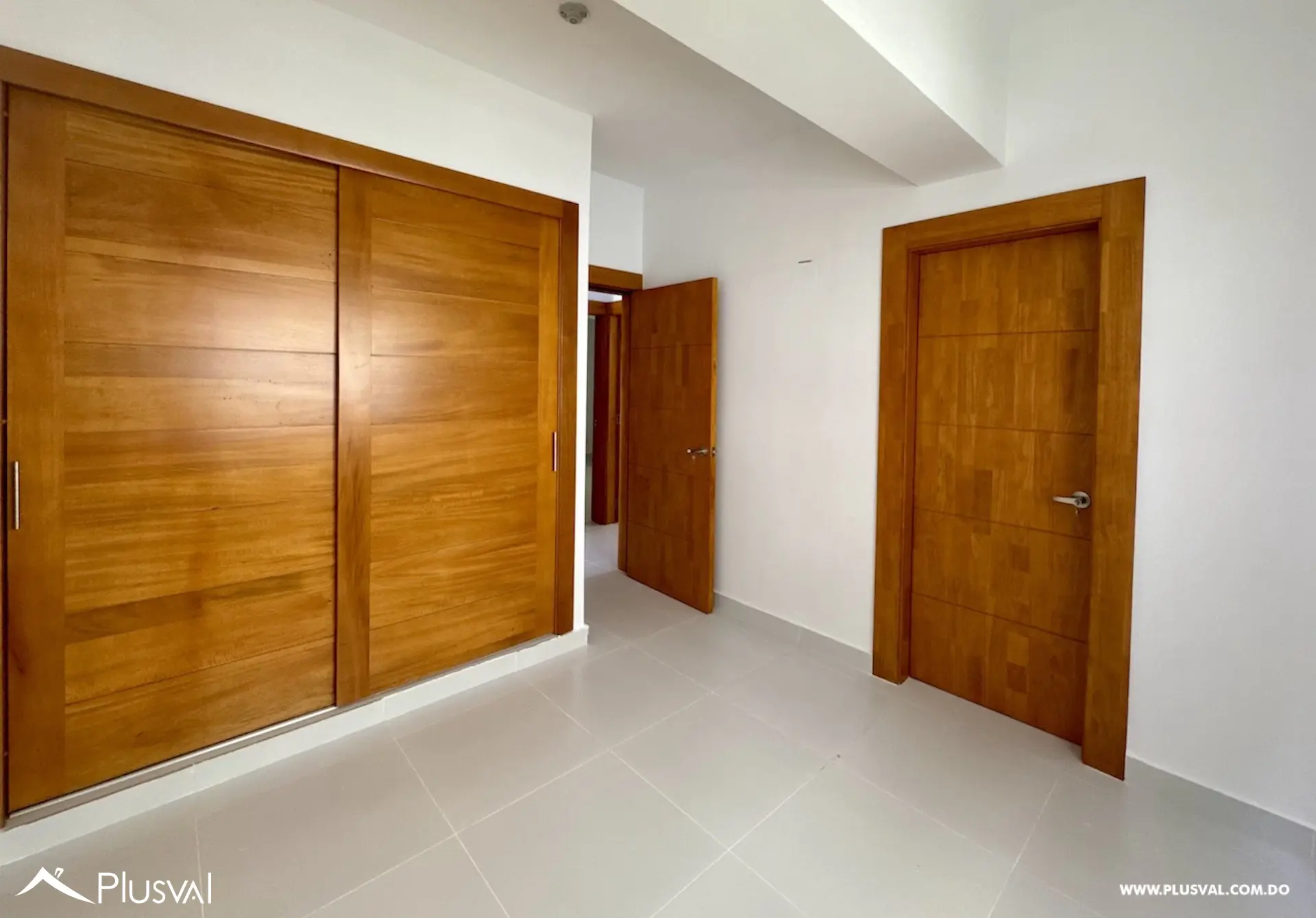 Apartamento en venta de 3 habitaciones en Mirador Norte 492821