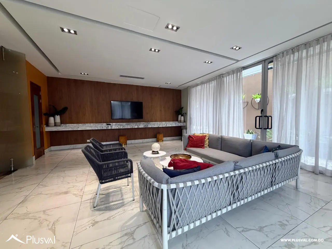 APARTAMENTO EN ALQUILER EN EVARISTO MORALES 522999