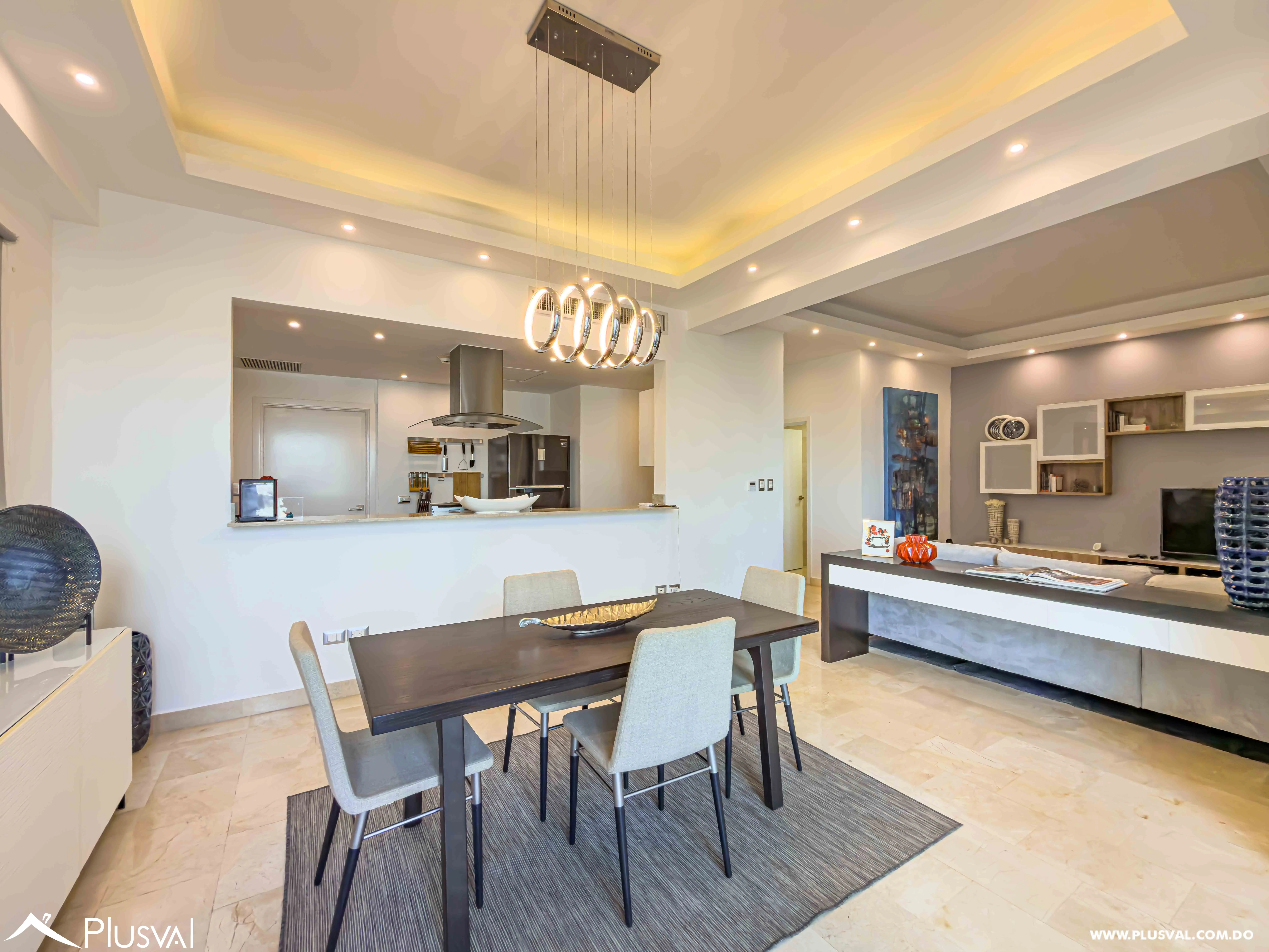 Elegante Apartamento Amueblado en Alquiler en Naco con 2 Habitaciones y Piso Alto 496564