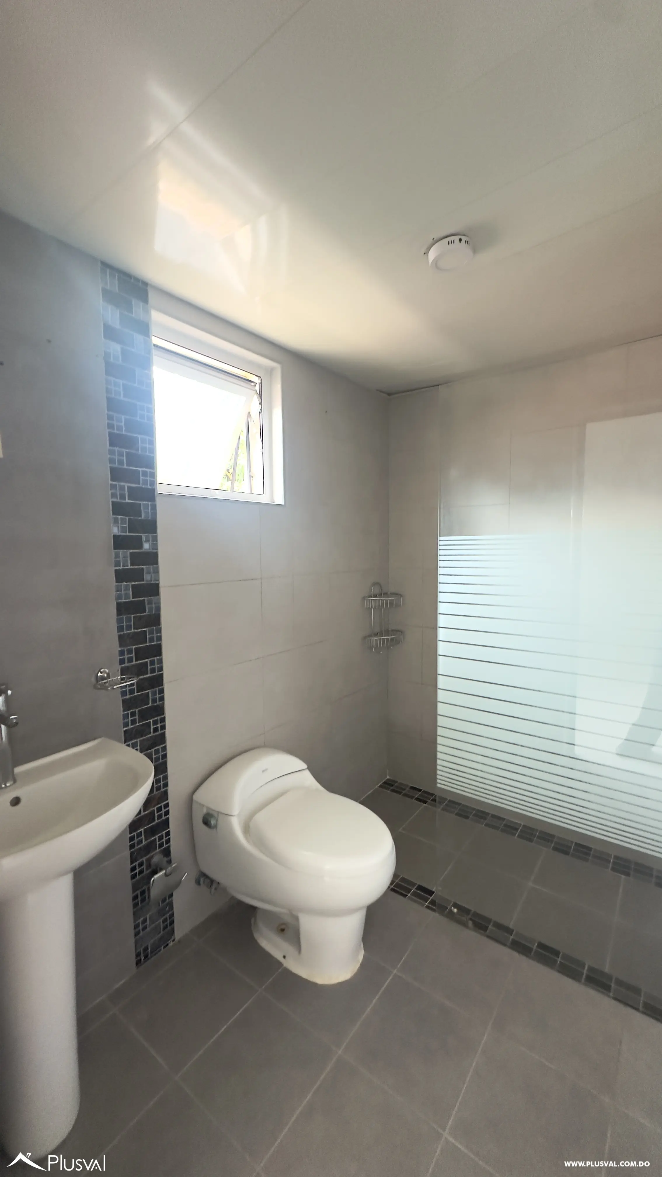 Apartamento tipo casa de 3 habitaciones con 2 niveles 492622