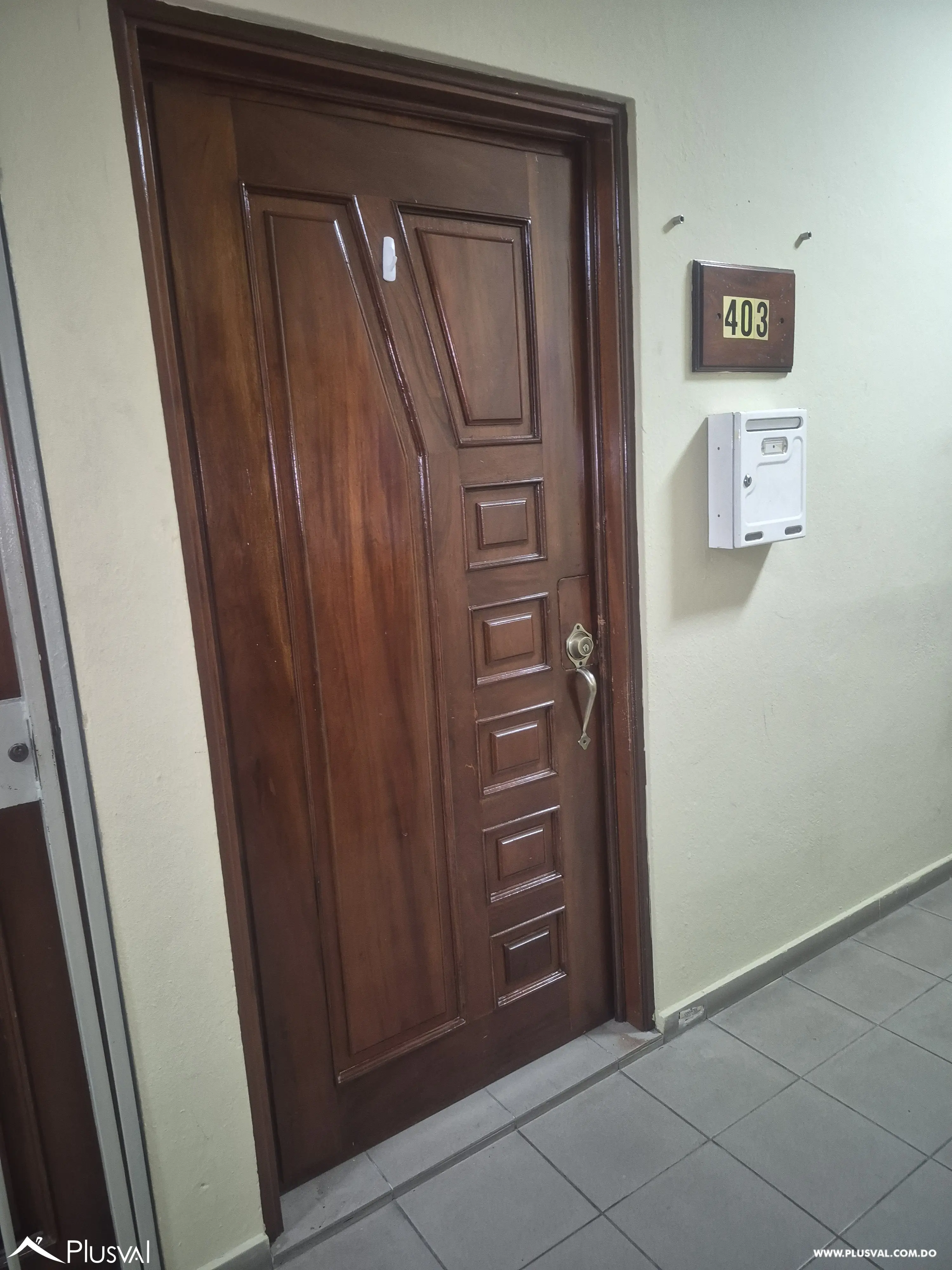 ALQUILER OFICINA PLAZA DE ALTO TRANSITO EN GAZCUE 493167