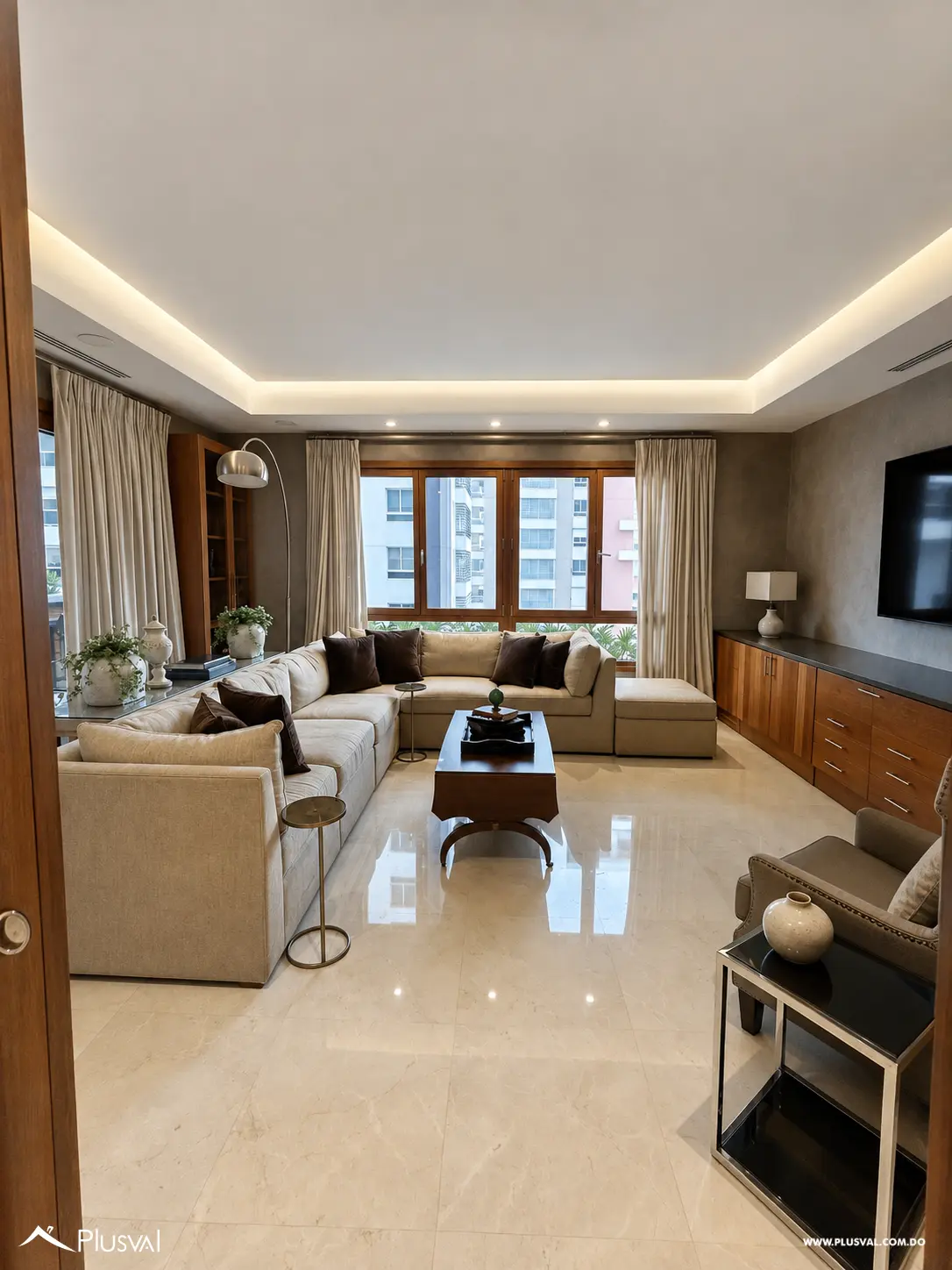 Apartamento con terraza 526273