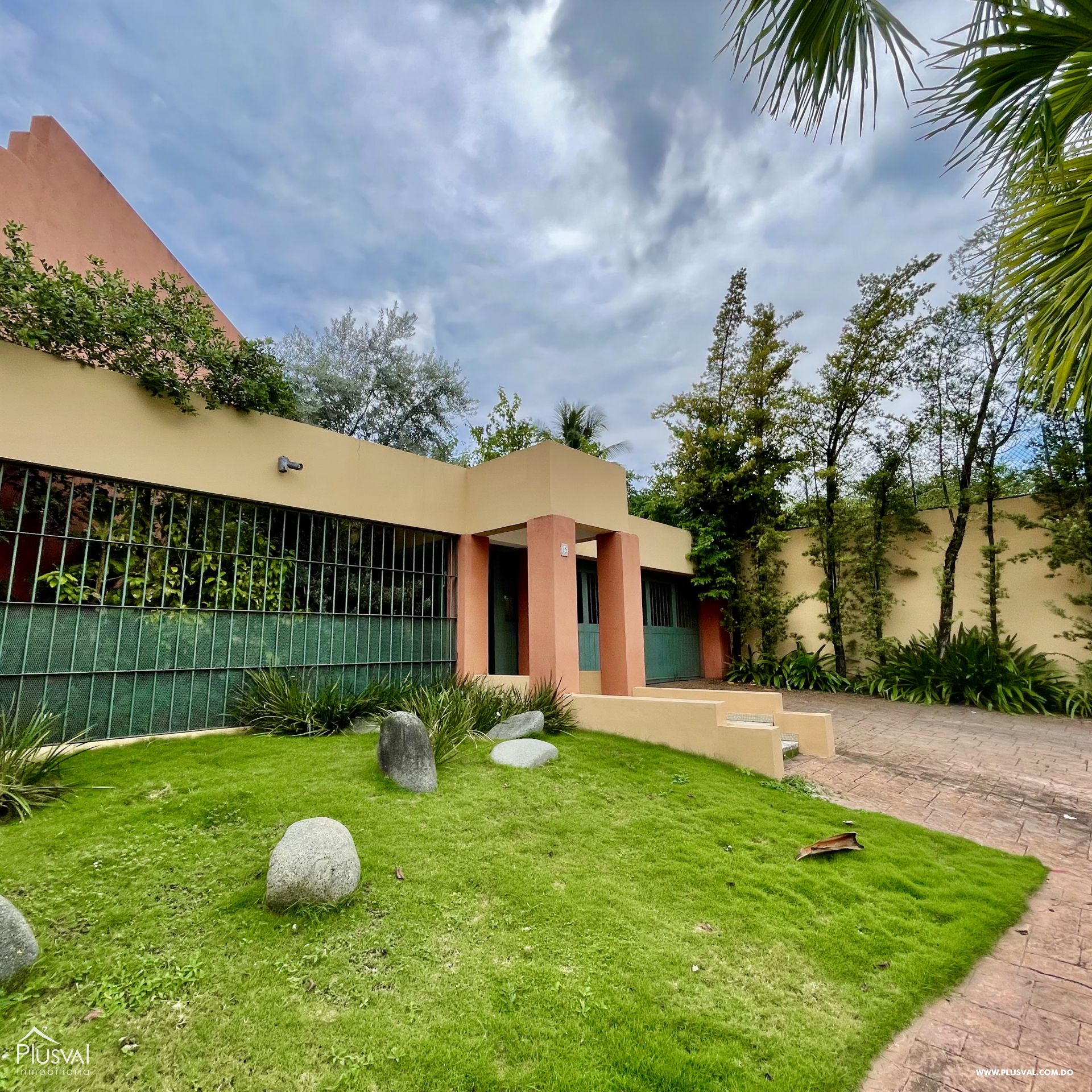 Casa con Patio en Venta en Los Ríos 196596