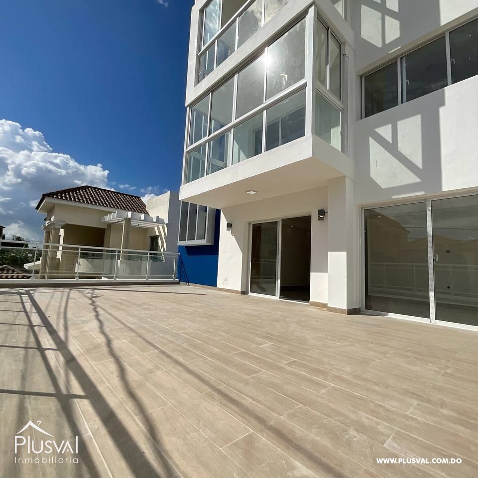 Apartamento en primer nivel Autopista San Isidro 323743