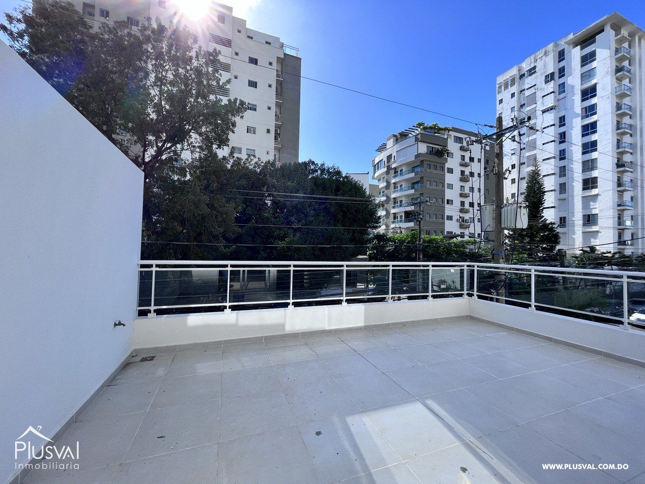 Apartamento en alquiler en Evaristo Morales 331436