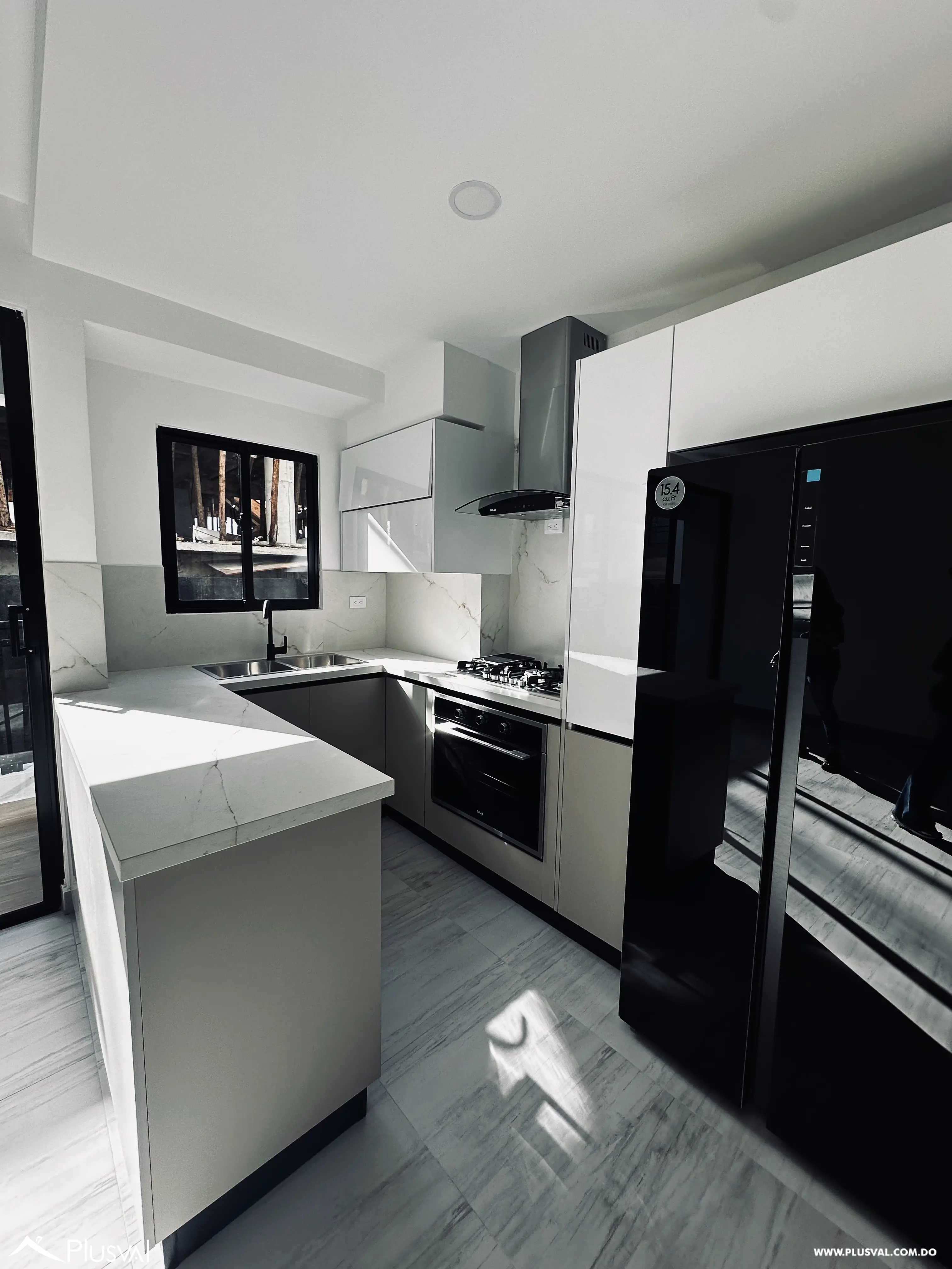 Alquiler de excelente apartamento 2 hab en Evaristo Morales 475449