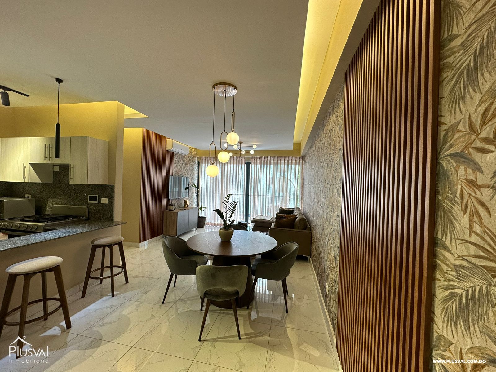 Apartamento de 2 habitaciones  en venta en Evaristo Morales 271976