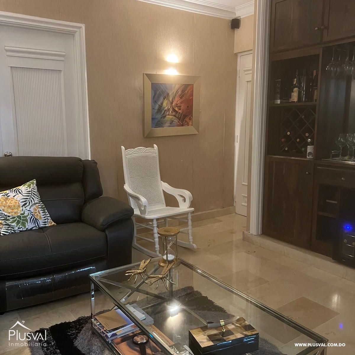 Espectacular apartamento en Paraiso con linea blanca 382313