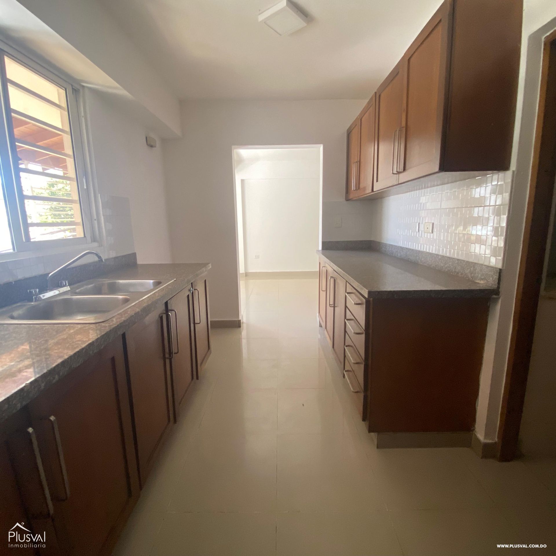 Apartamento de 3 habitaciones en Colinas de los Ríos 351795