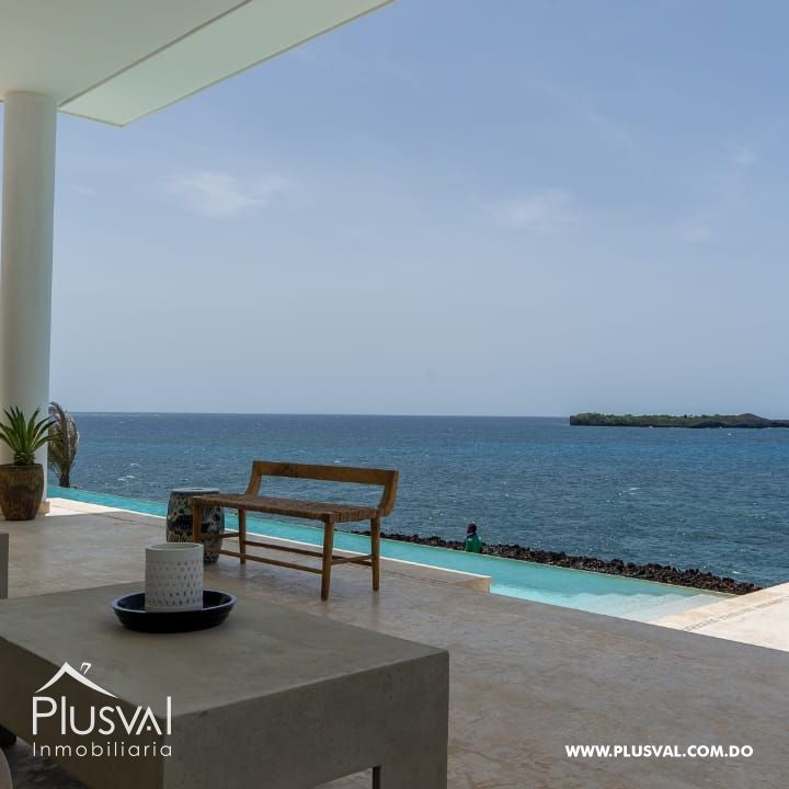 Espectacular Villa Moderna con Vista al Mar 354253