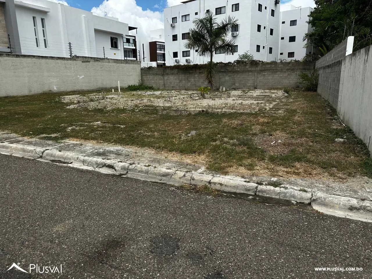 Solar en venta, complejo cerrado Urbanizacion Los Samanes 482290