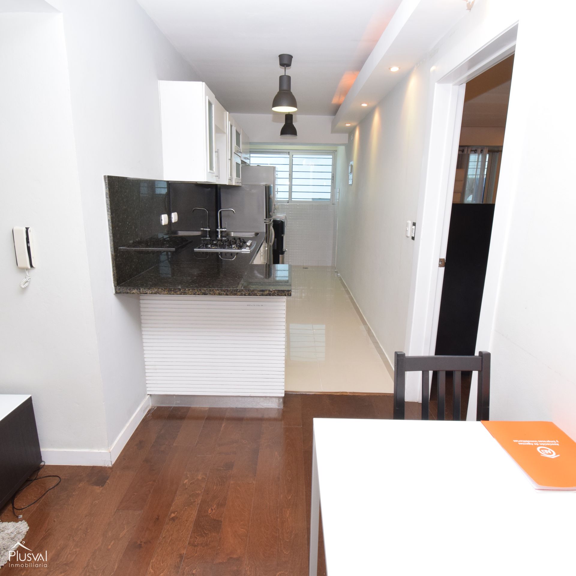 Apartamento en alquiler amueblado en la Av Rómulo Betancourt 157055