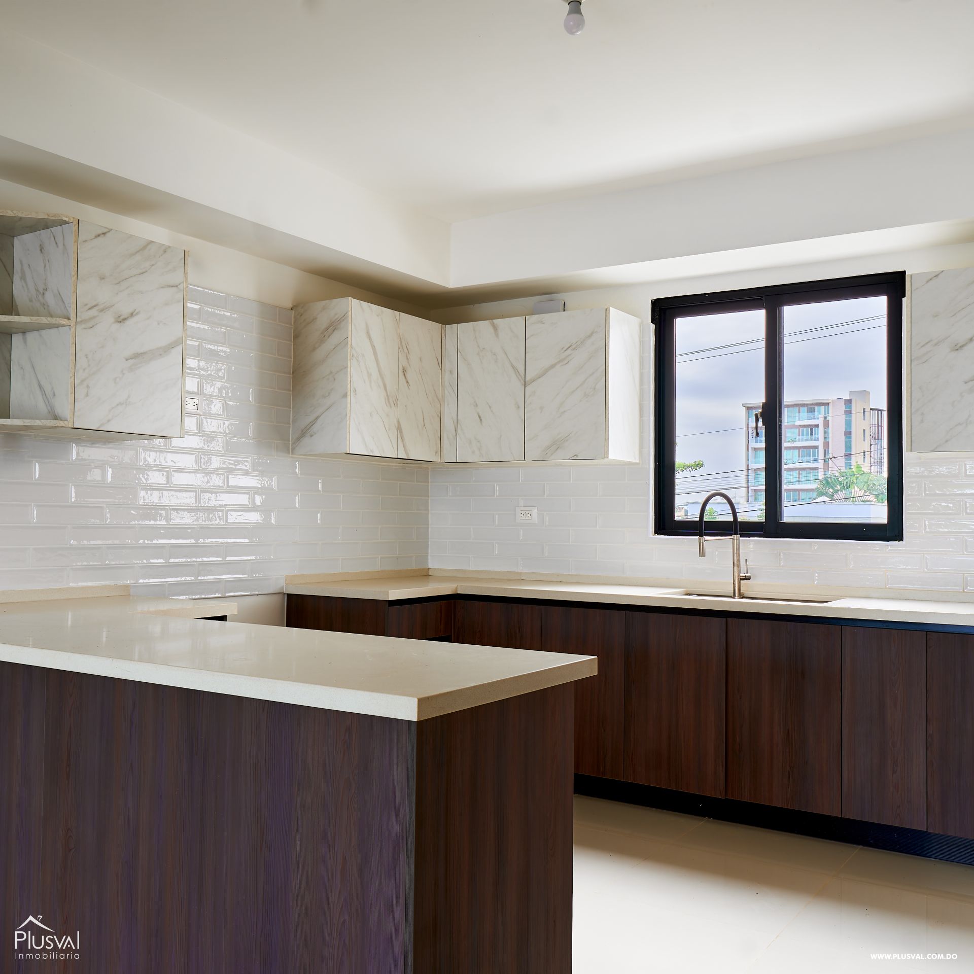 Descubre Tu Nuevo Hogar  Espacioso con Cuarto de Servicio 419183