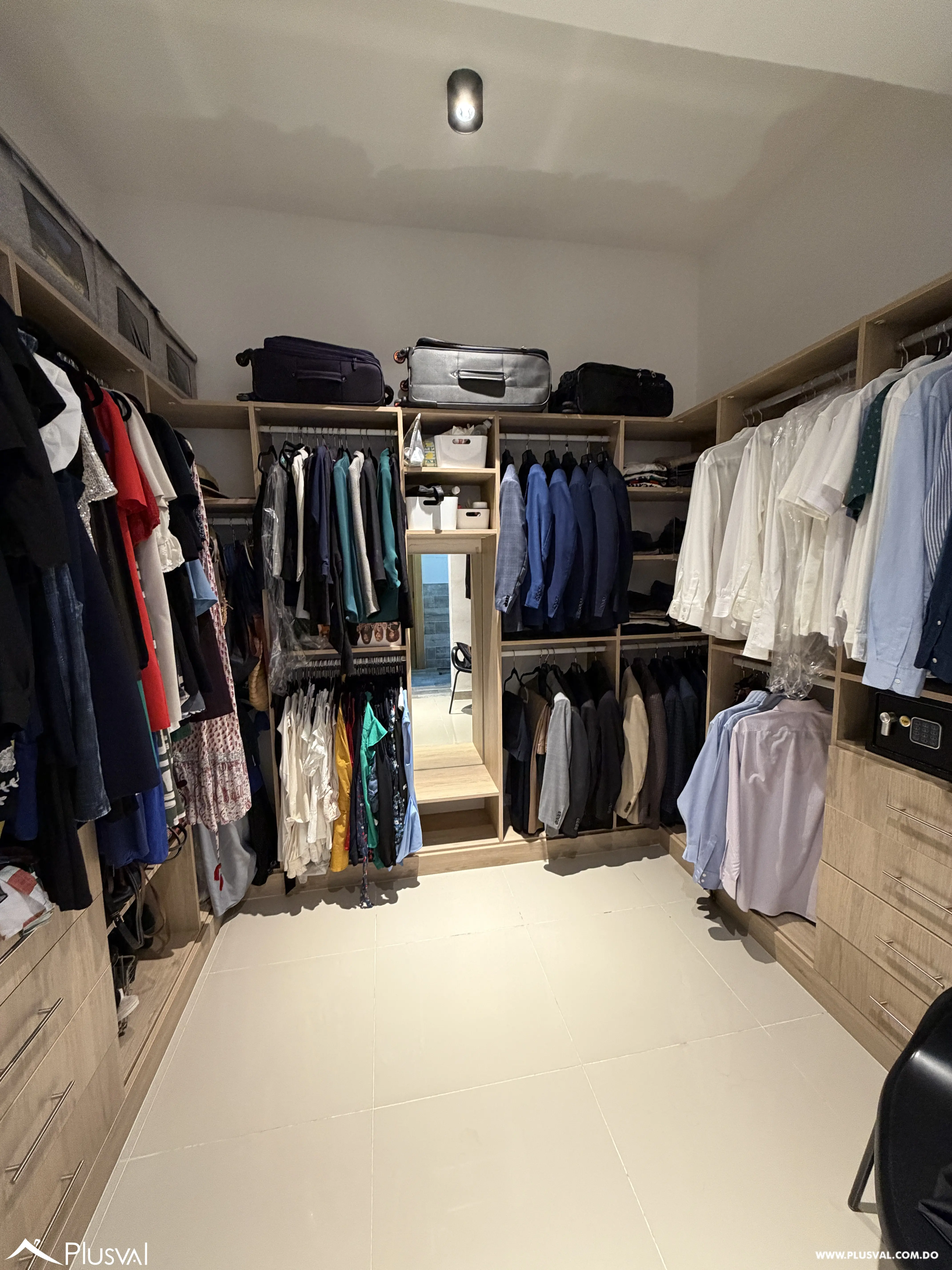 Apartamento en venta de 3 hab + estudio en La Esperilla. 470201