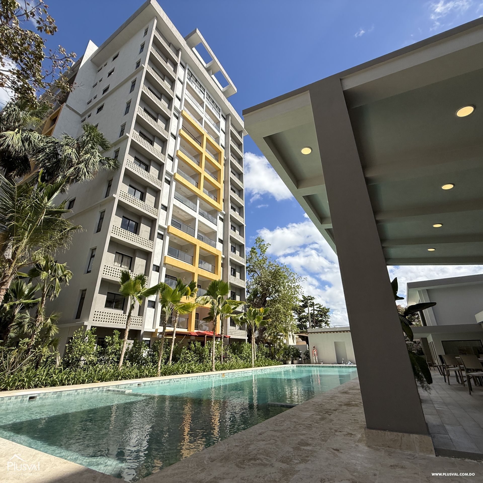 Impresionante apartamento de 2 habitaciones en venta en el malecón, un oasis urbano en el corazón de Santo Domingo 428201