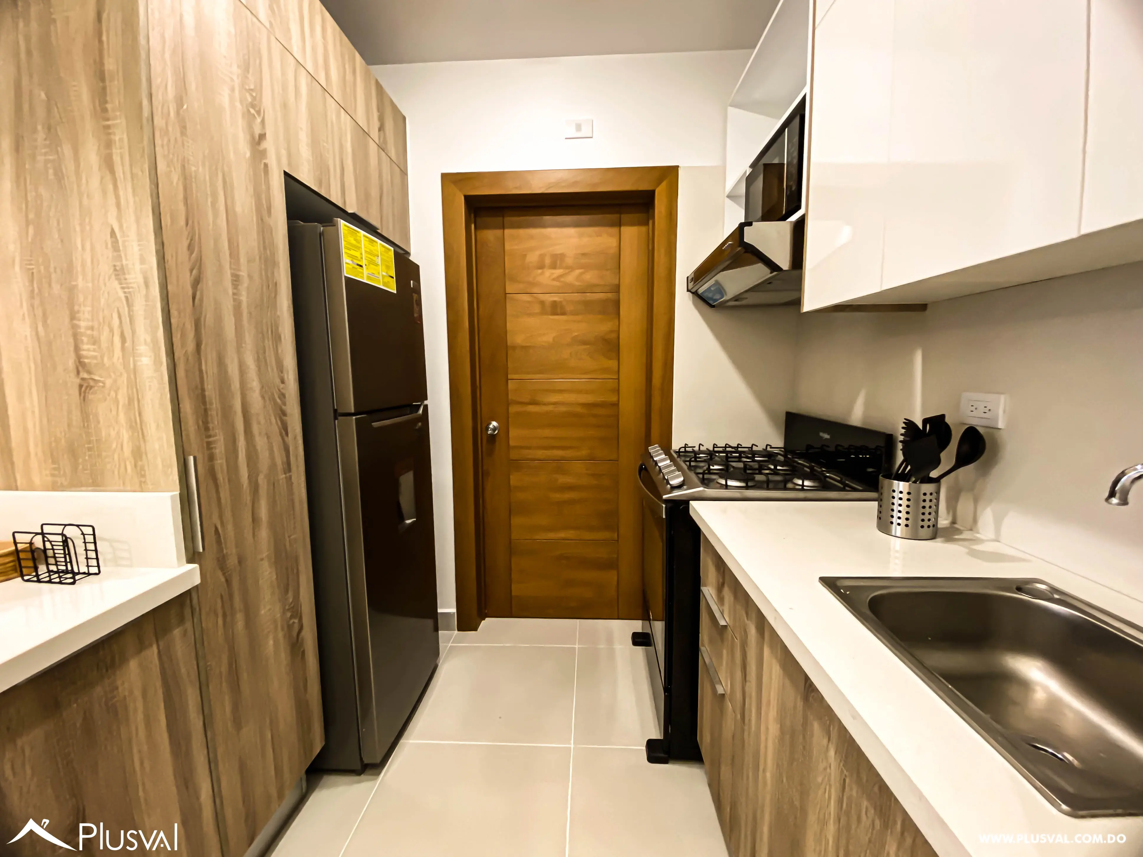 Apartamento en venta de 1 habitación amueblado en Evaristo Morales 492918