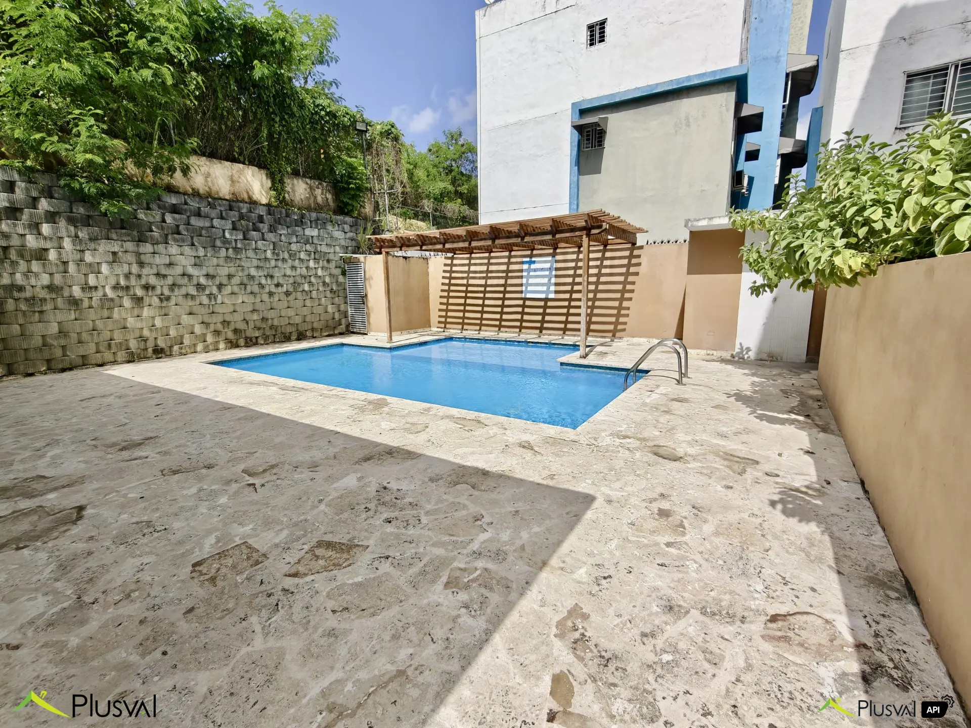 Apartamento en venta próximo a la Av. Jacobo Majluta 450227