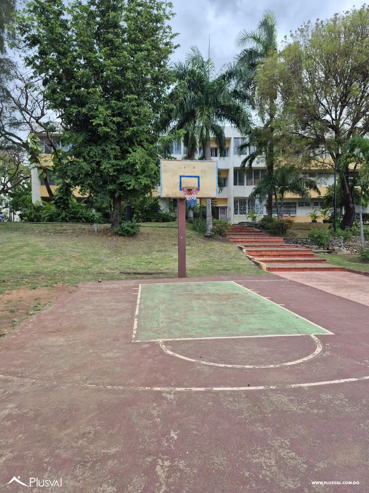 APARTAMENTO CLASICO RENOVADO EN ALQUILER CACICAZGOS 501544