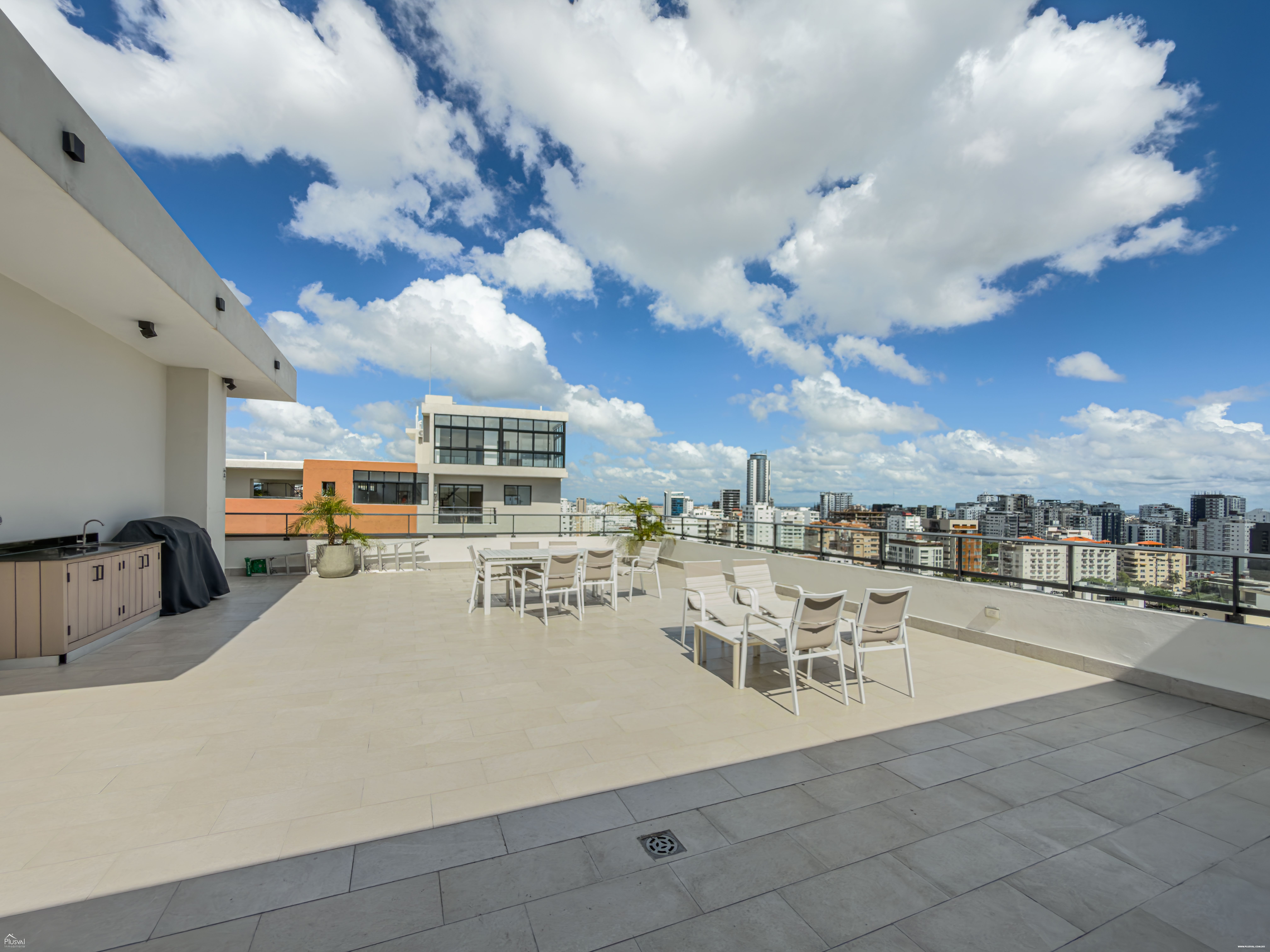 Apartamento en Alquiler en Naco 475117