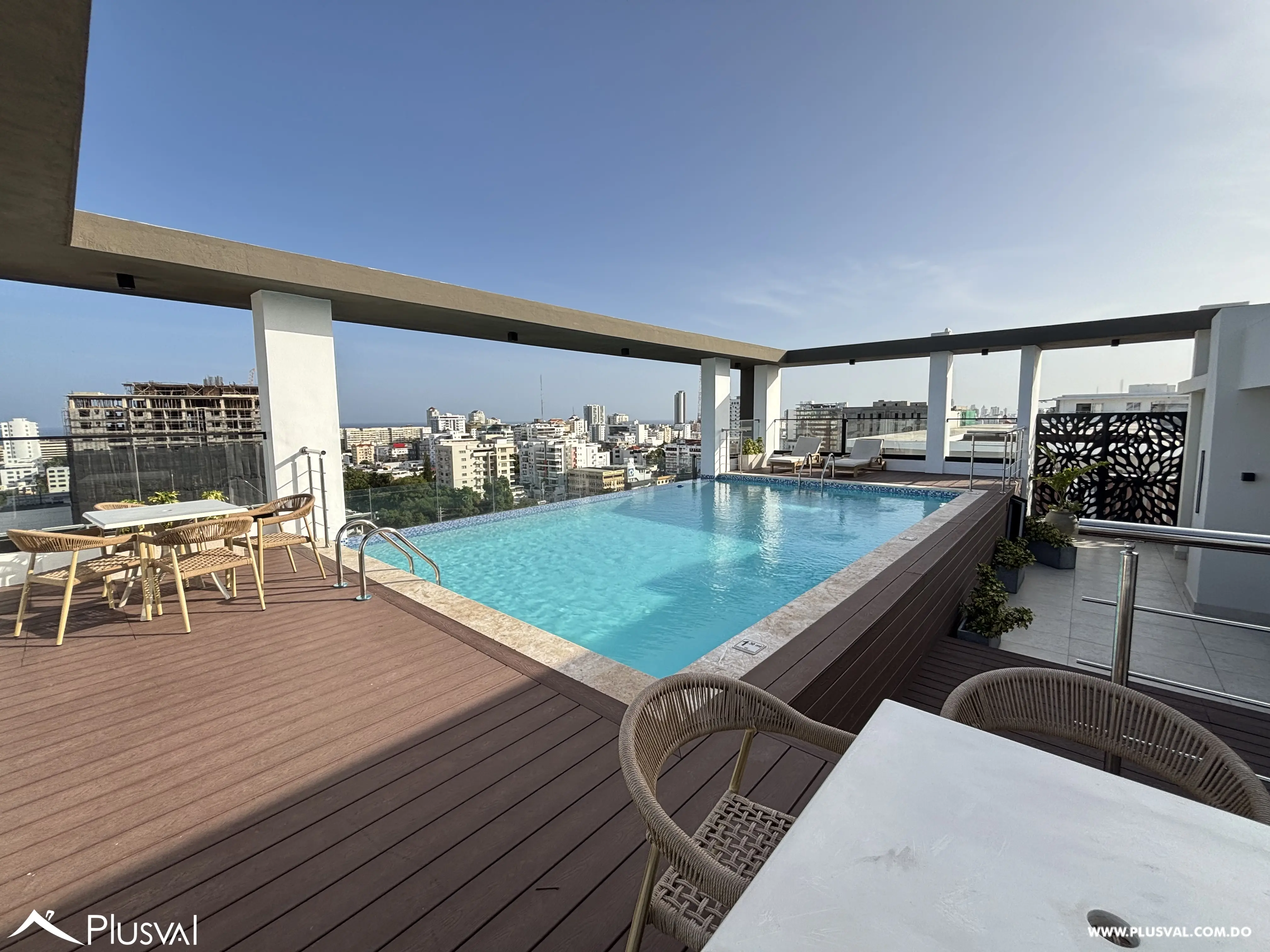 Apartamento amueblado en alquiler en Evaristo Morales 519435