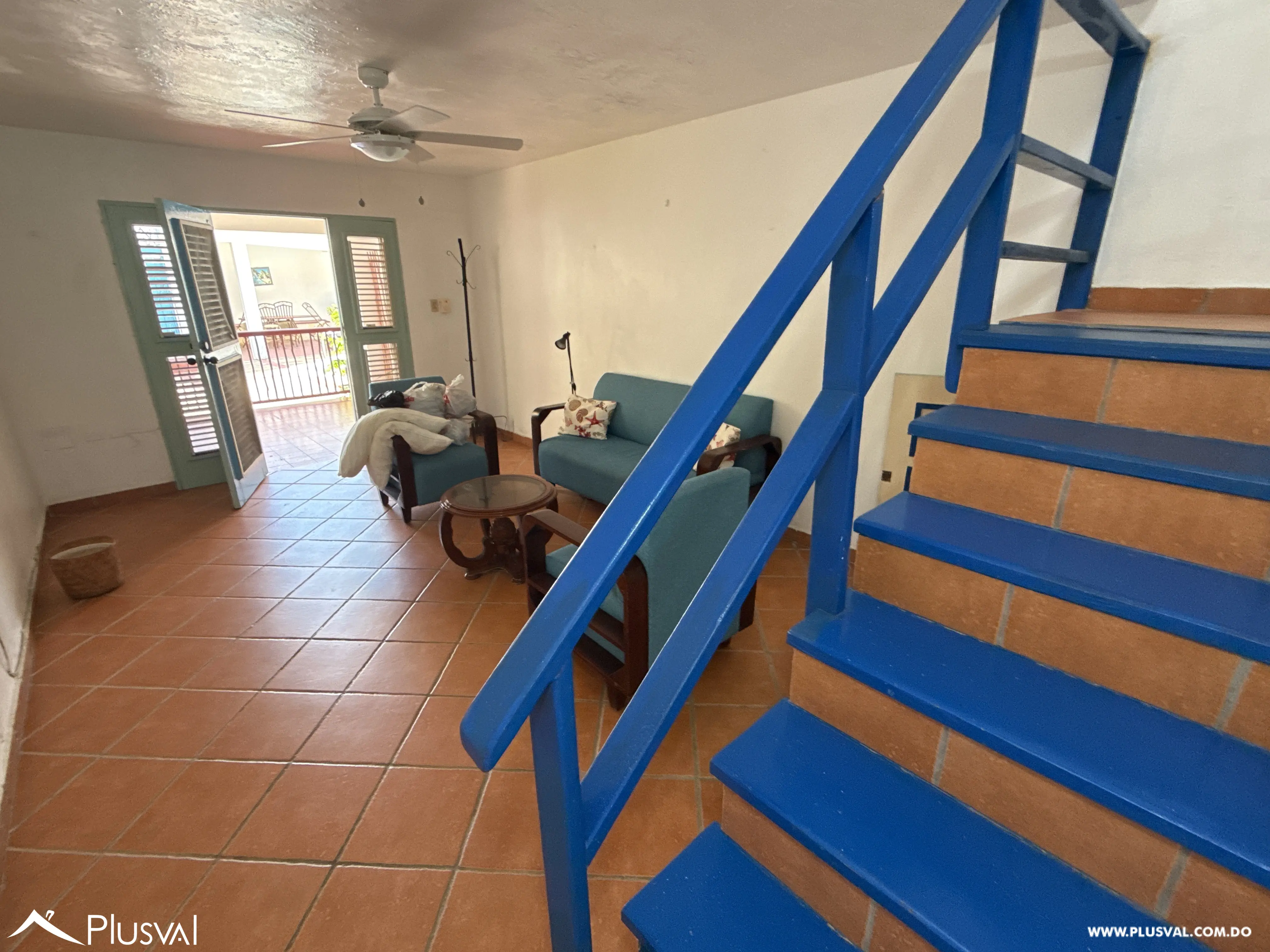 Edificio Residencial de 6 Apartamentos en Venta a 2 Minutos de la Playa en Juan Dolio 529905