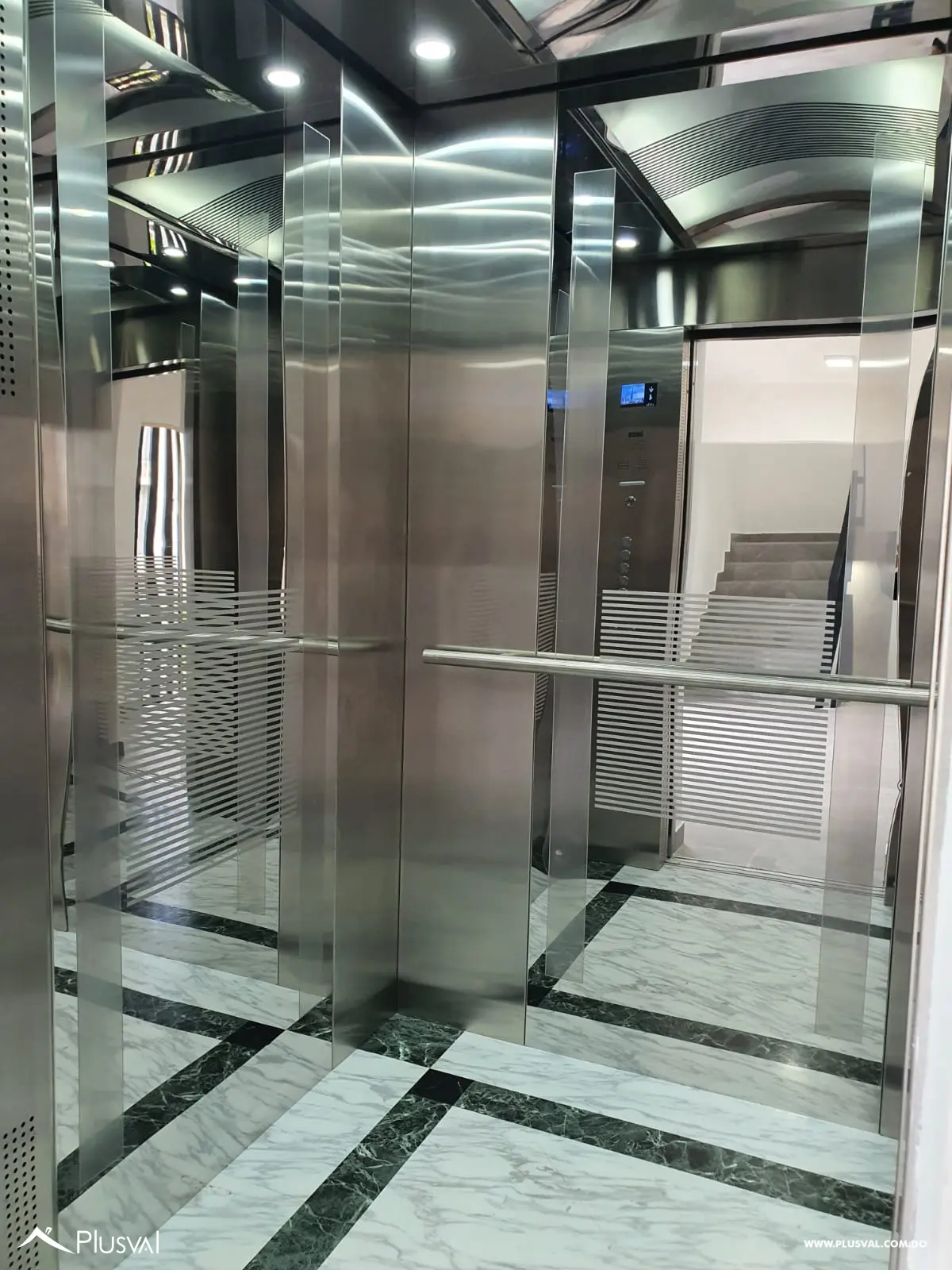 Apartamento en 4to Nivel con Casa Club en Jardines III - Bávaro 487589