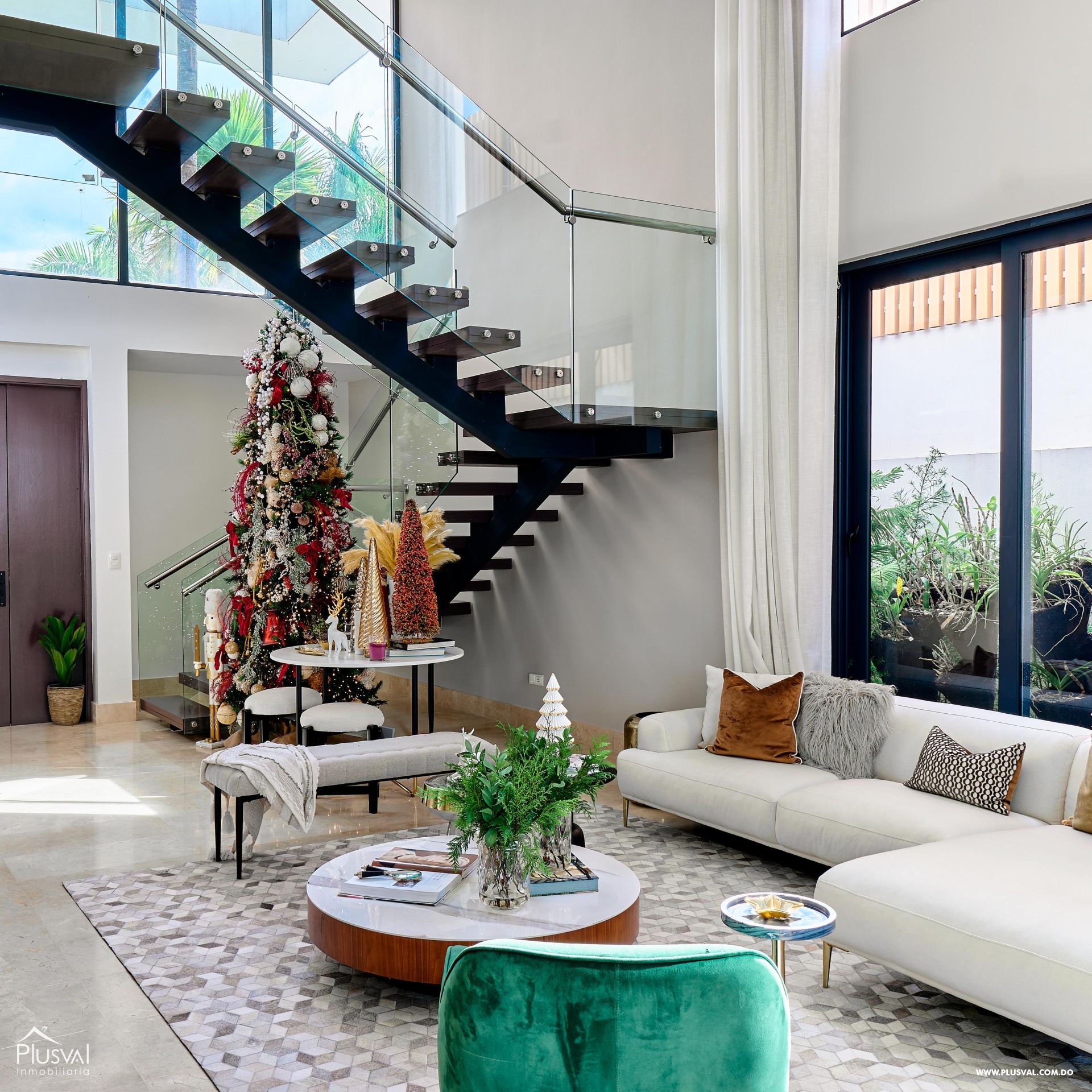 Presentamos esta lujosa residencia en Venta ubicada en Las Carmelitas 418088