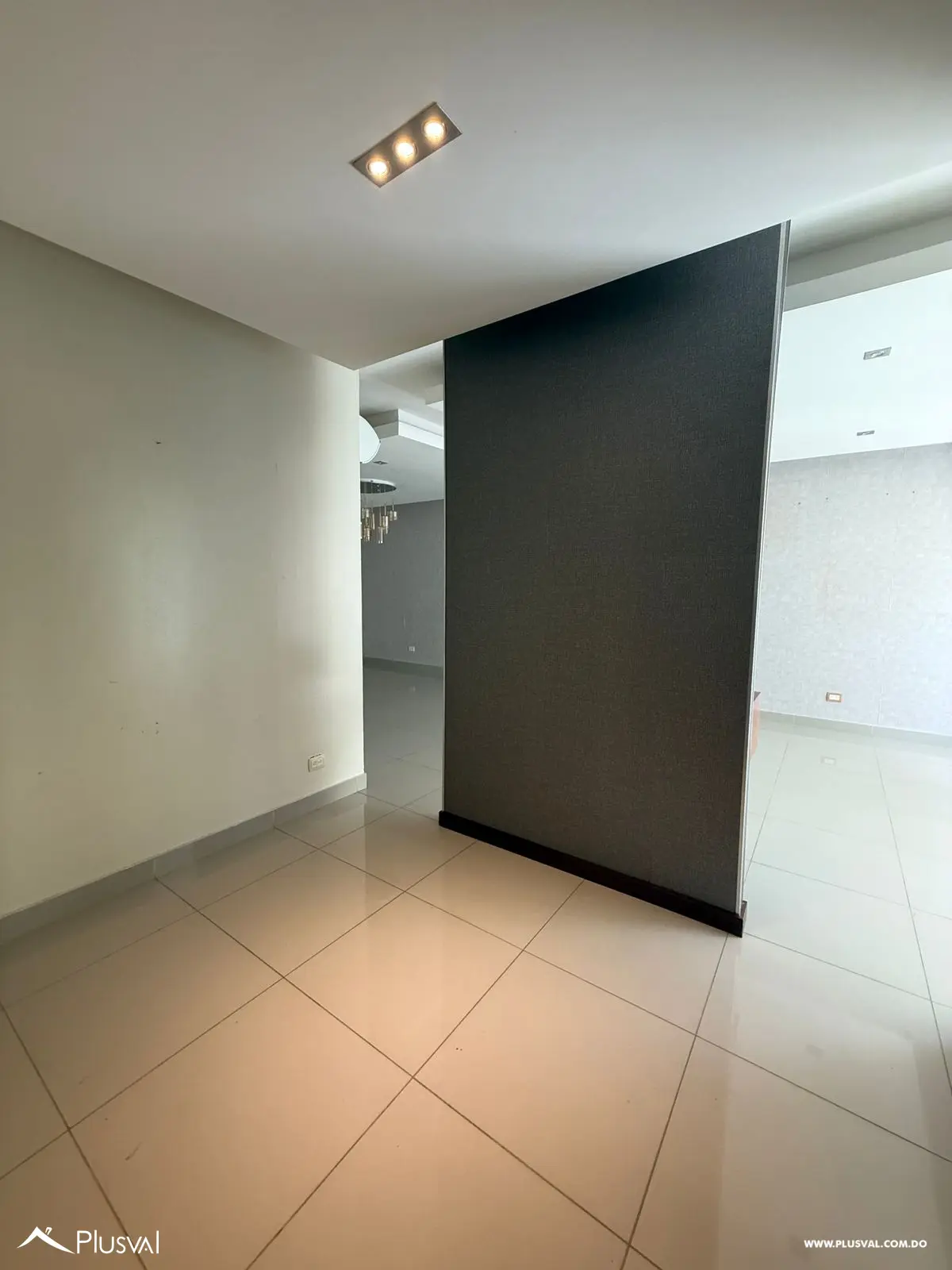 Moderno apartamento en venta en Evaristo 461908