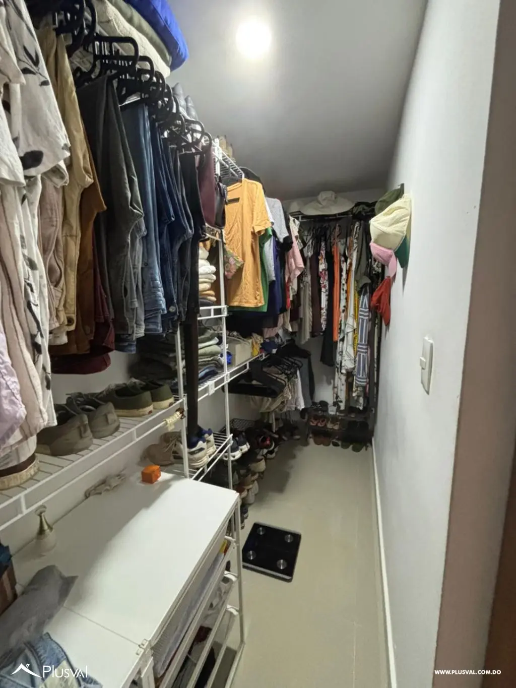 Apartamento amueblado de 3 Habitaciones en Alquiler en Julieta Morales con Terraza Privada 525225