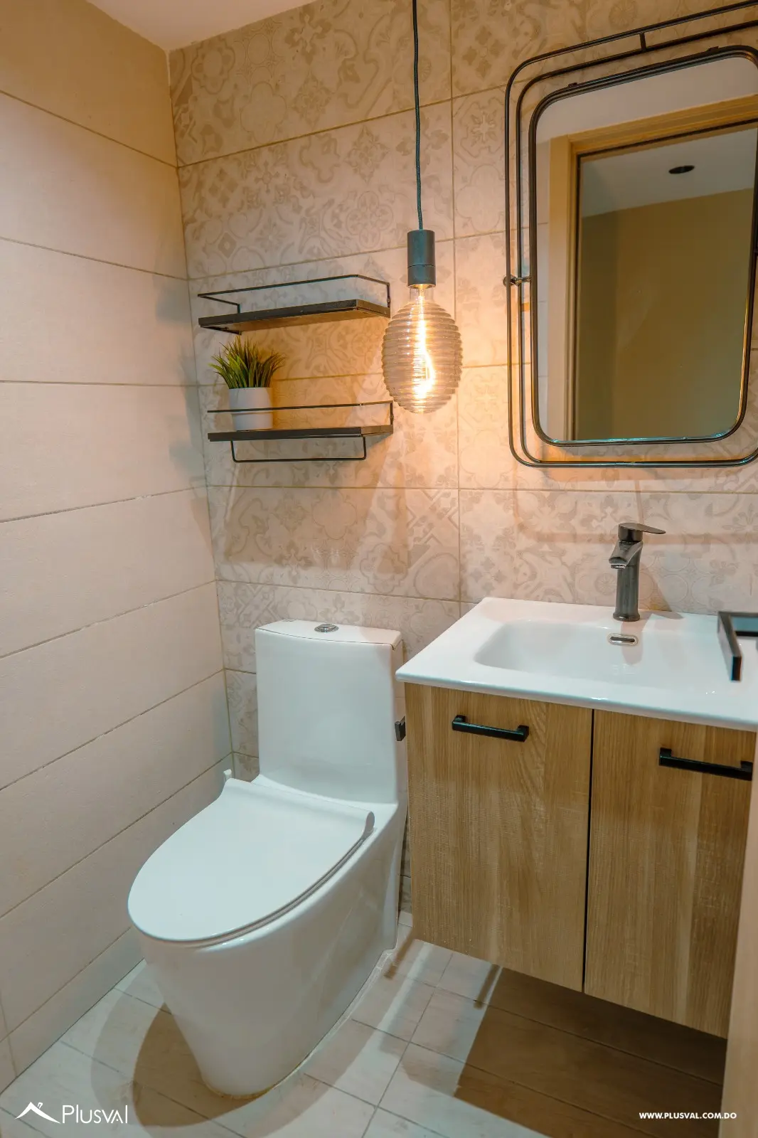 Se vende Apartamento Amueblado en Evaristo Morales 501778