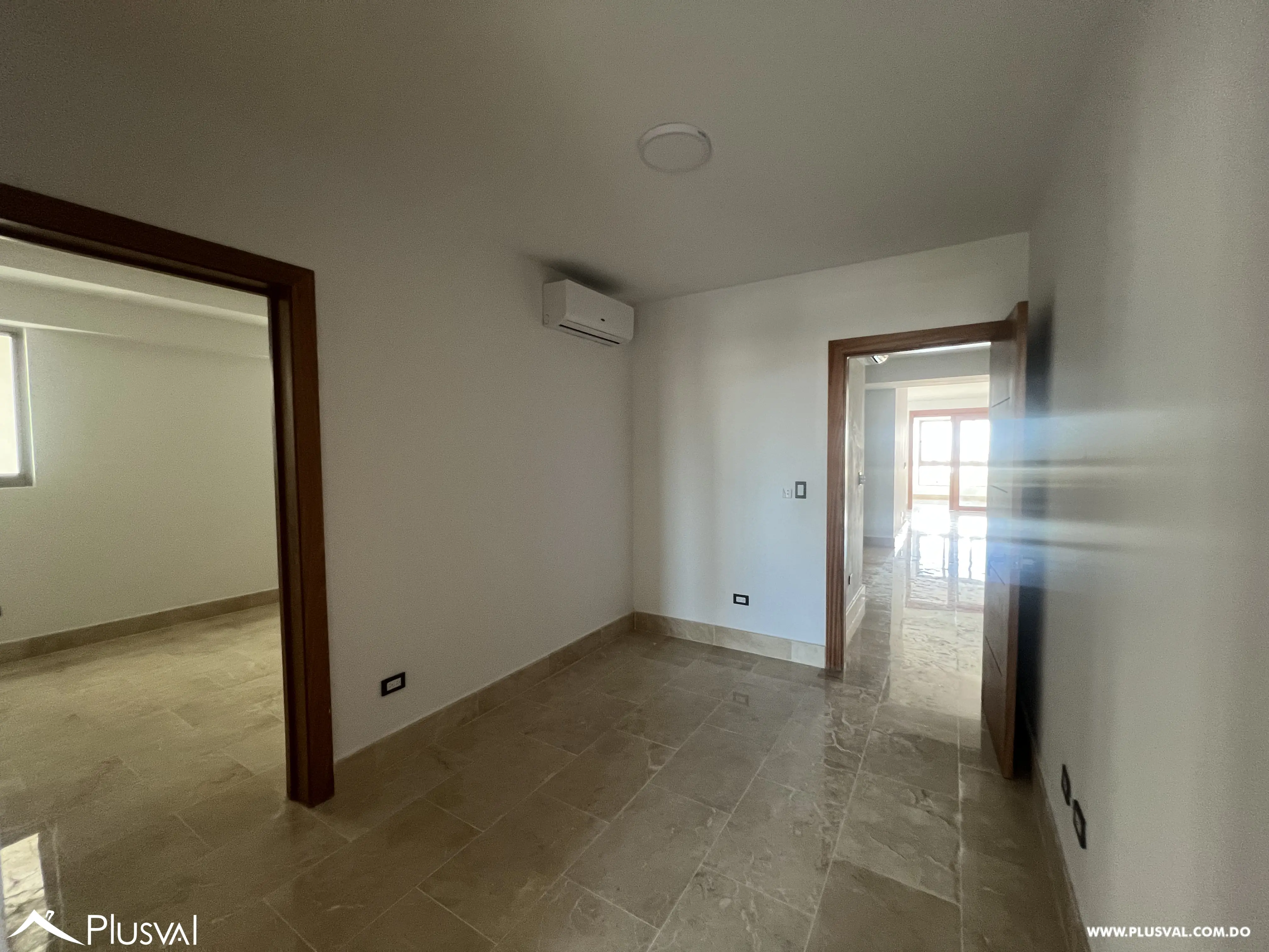 Exclusivo apartamento en alquiler en los Cacicazgos 478088