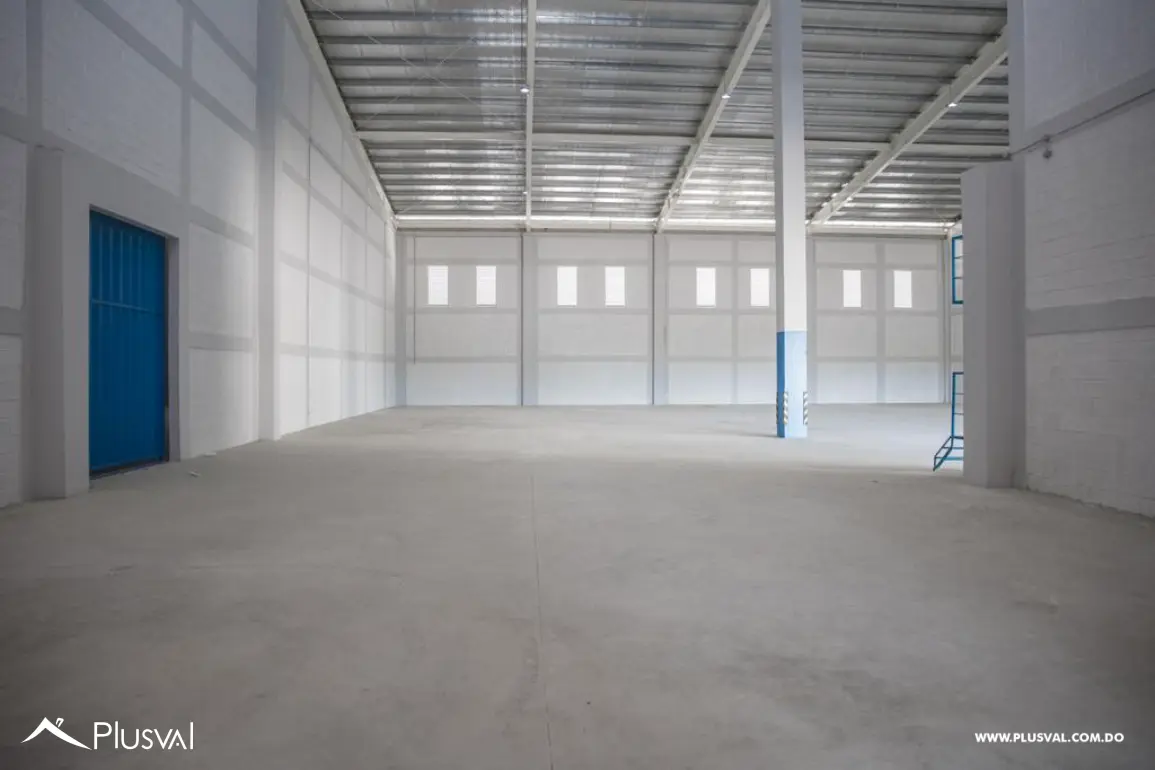 Alquiler de Centro Logístico Duarte 477017