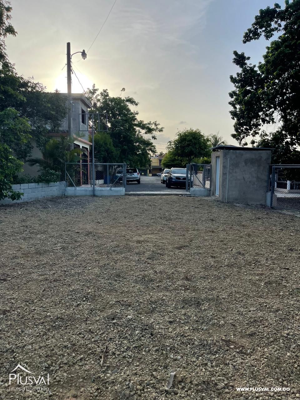 Terreno más contenedor habilitado - Urb. Hernández - Santiago 291309