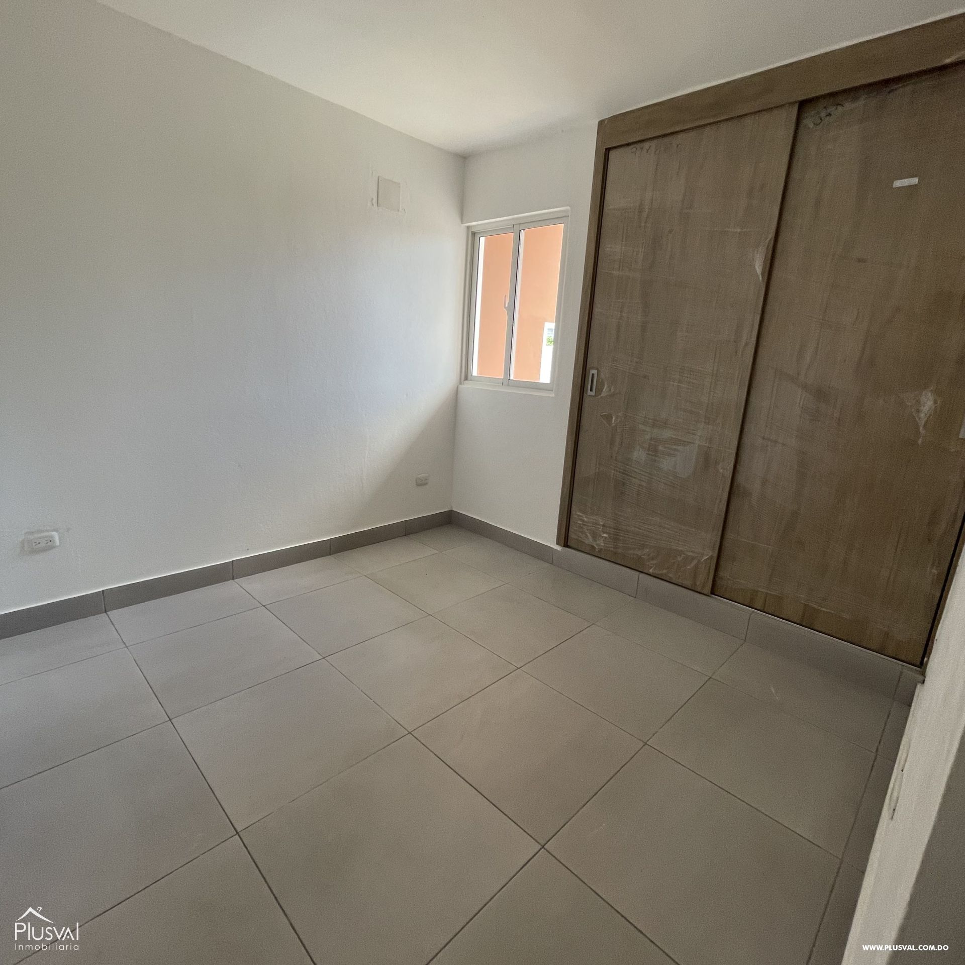 Apartamento de 3 habitaciones listo en Brisa Oriental. 383901