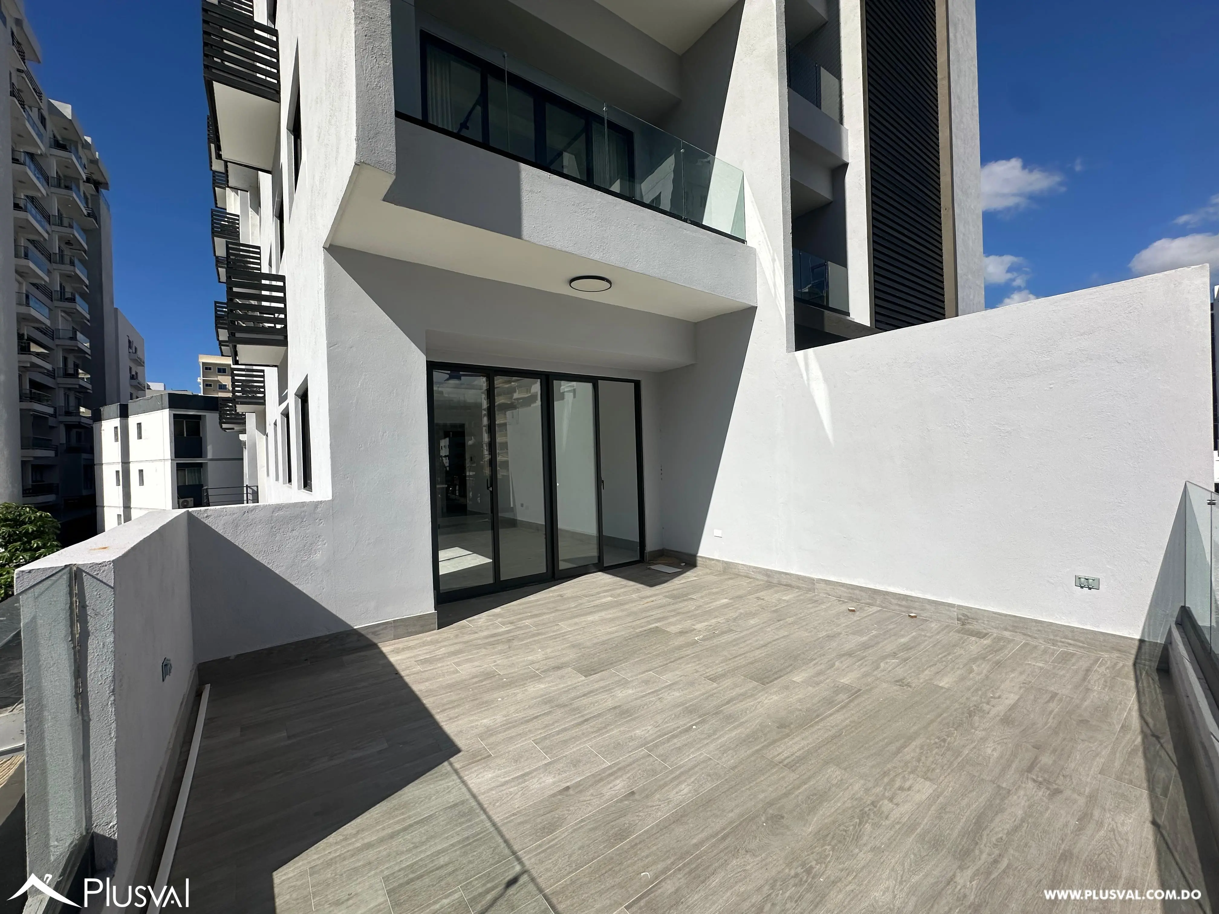 Apartamento de 1 habitación en alquiler en Evaristo Morales 484036