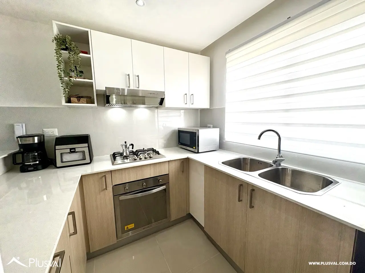 Apartamento en alquiler de dos habitaciones ubicado en Canas del Este 476202