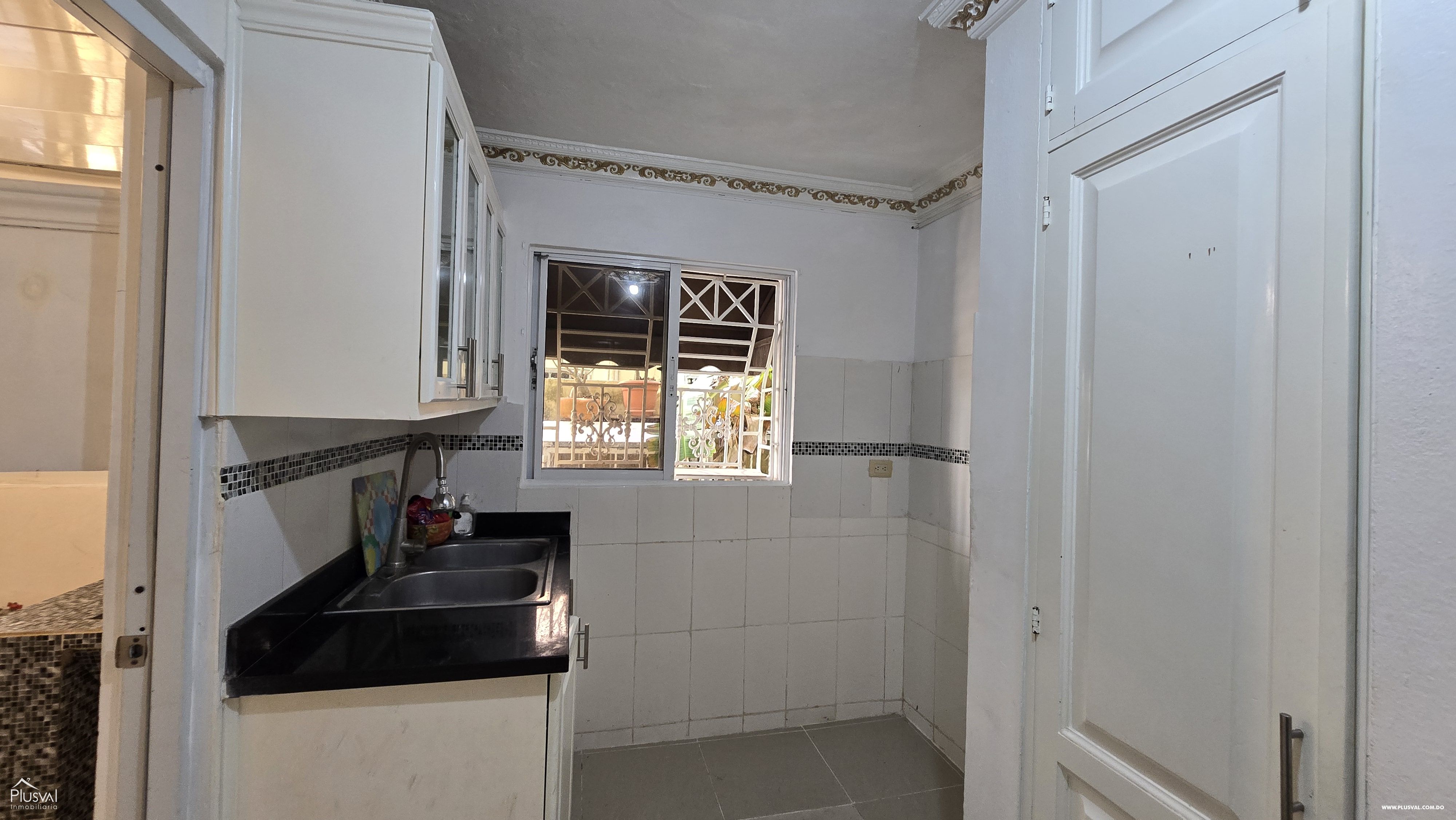 Buscas para vivir un apartamento amplio en una zona tranquila? Esta es tu oportunidad. 459427