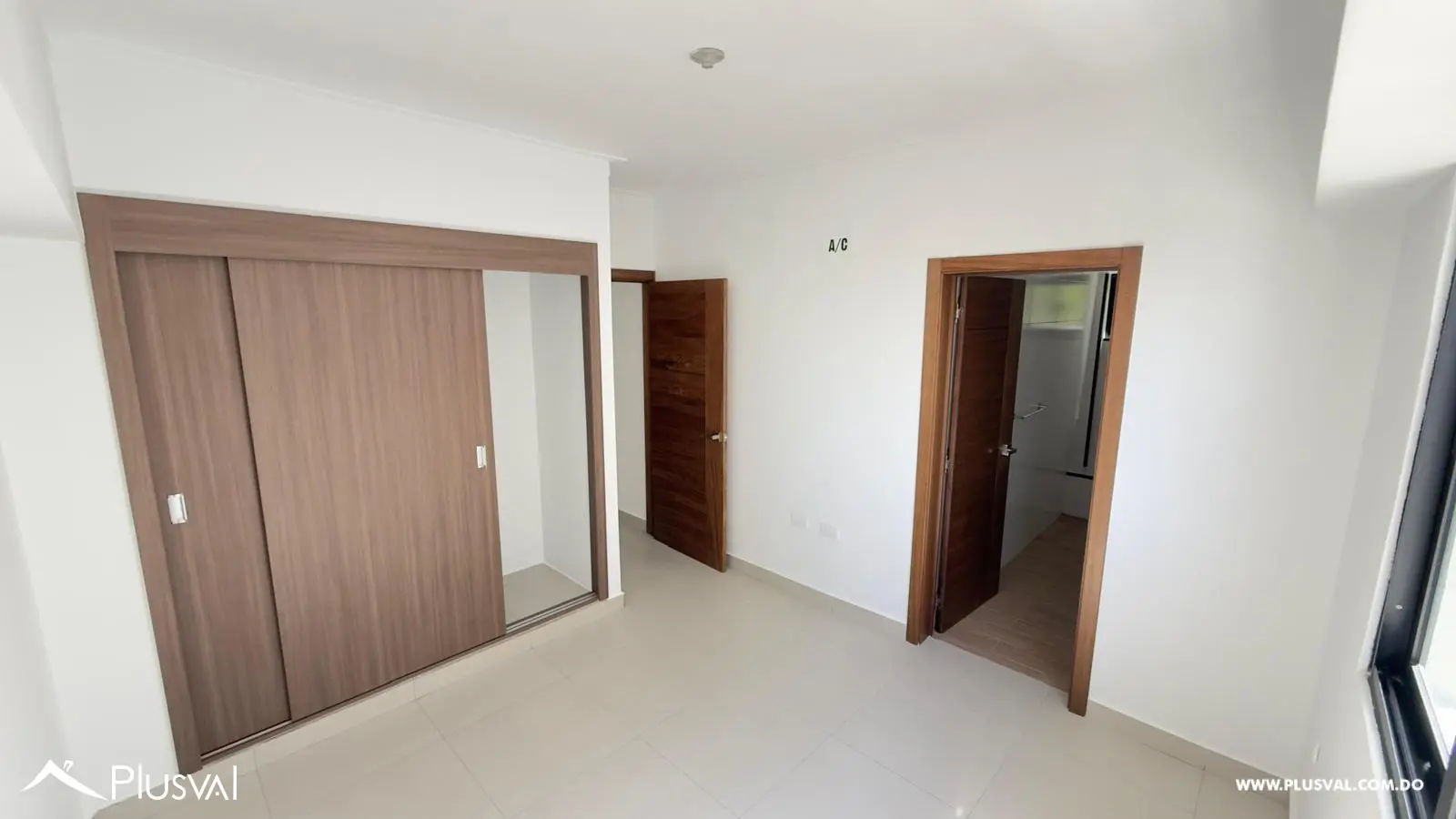 Apartamento en alquiler en Evaristo Morales 510080