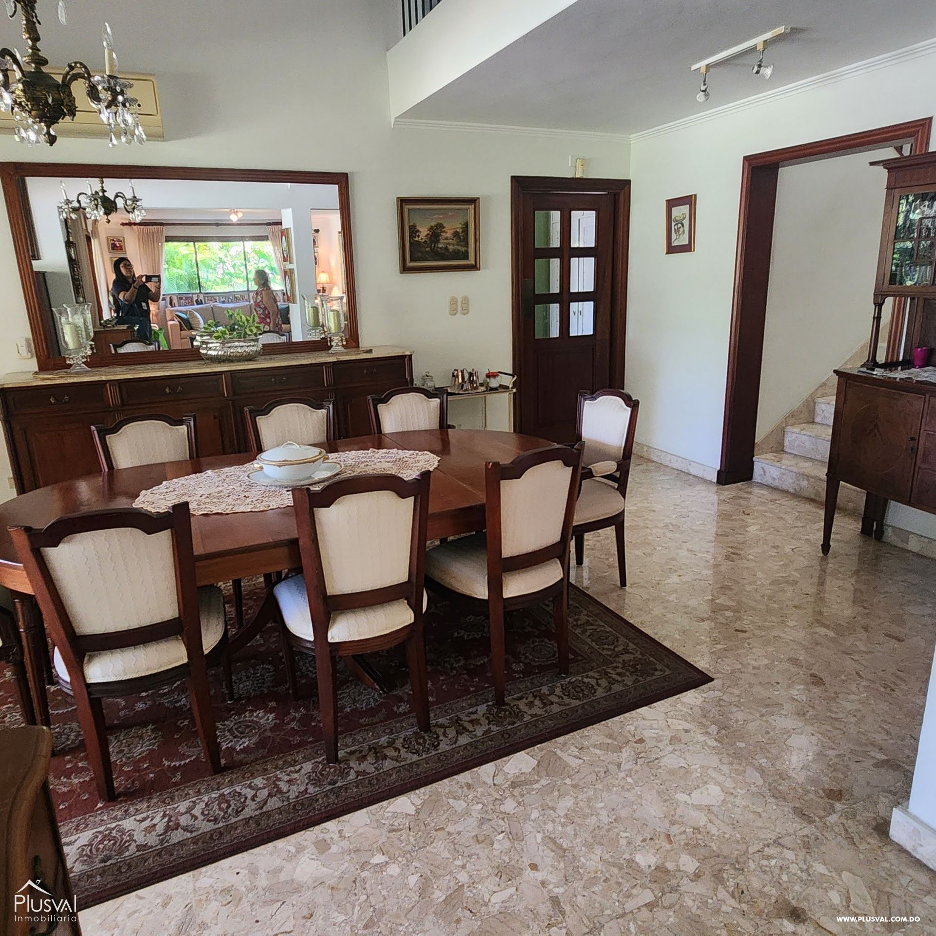 Se Vende Amplia Casa en Arroyo Hondo 420723