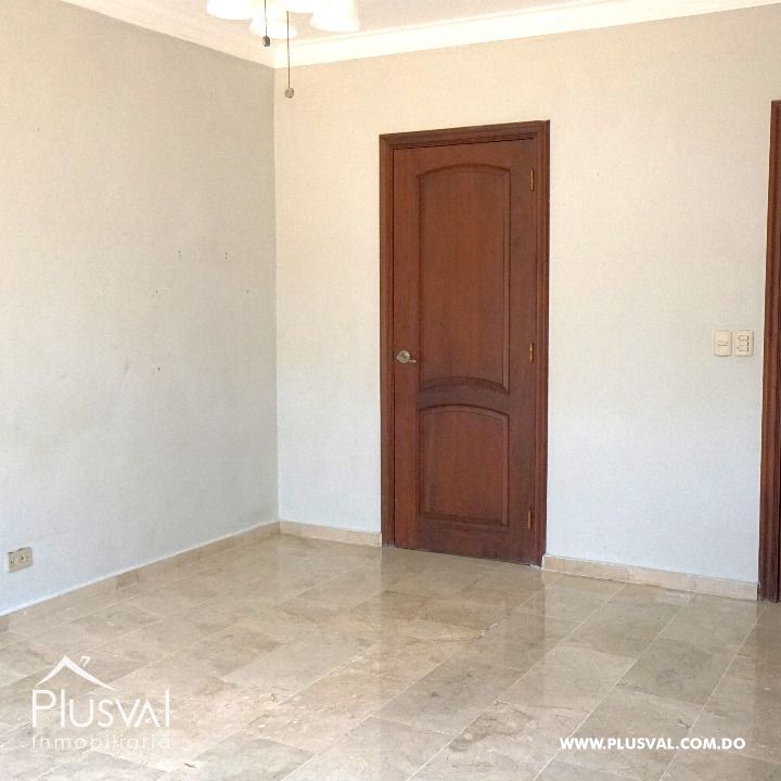 Alquiler de amplio apartamento en Serralles con terraza. 448735