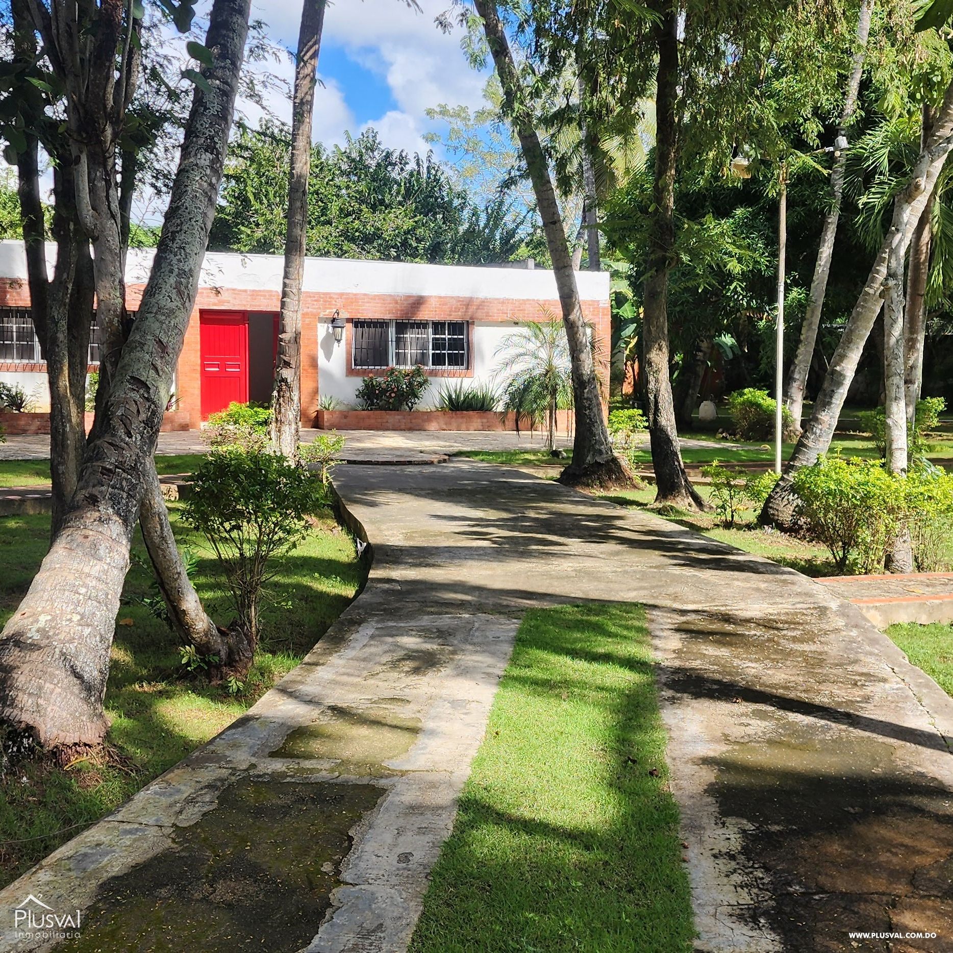 Amplia Villa en Juan Dolio 403991