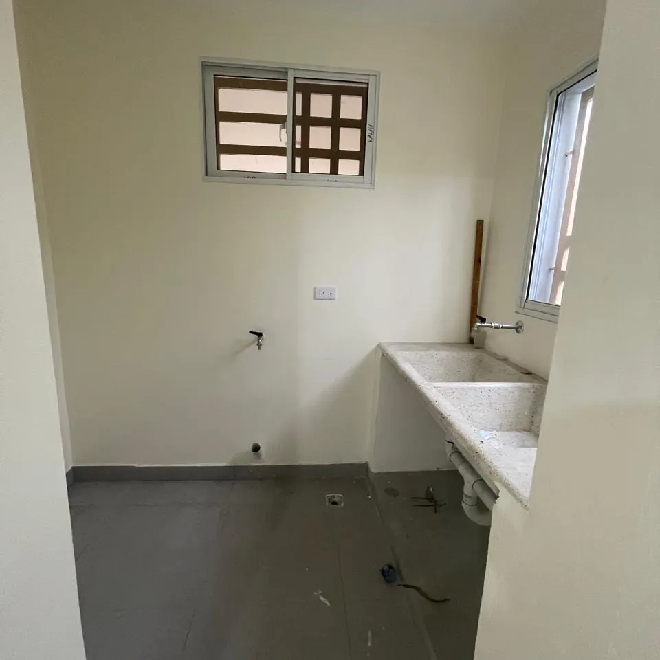 Edificio Residencial de Inversión en Bonao con 10 Apartamento y Oficina Administrativa. 445026